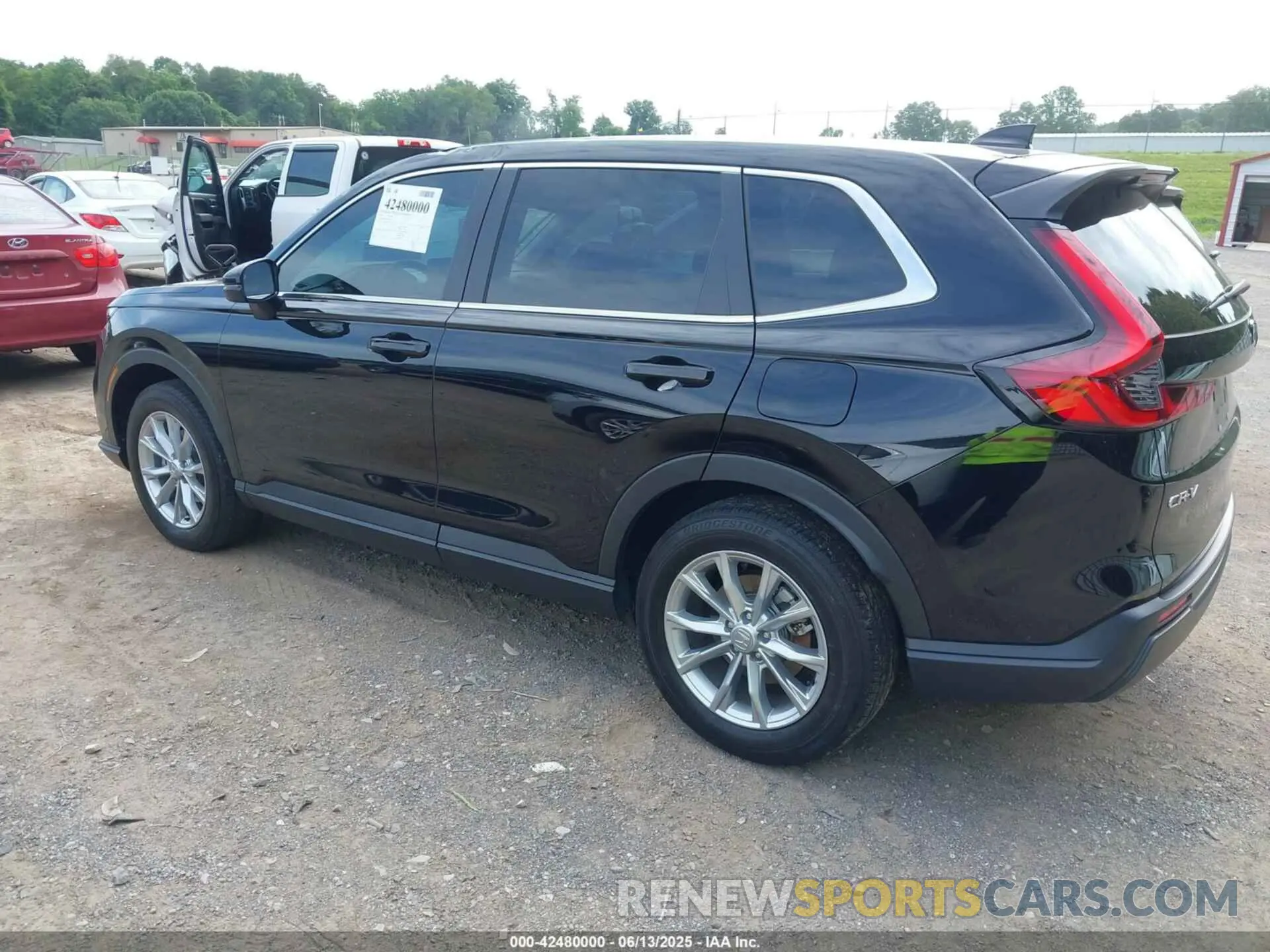 3 Photograph of a damaged car 5J6RS4H47RL008604 HONDA CR-V 2024