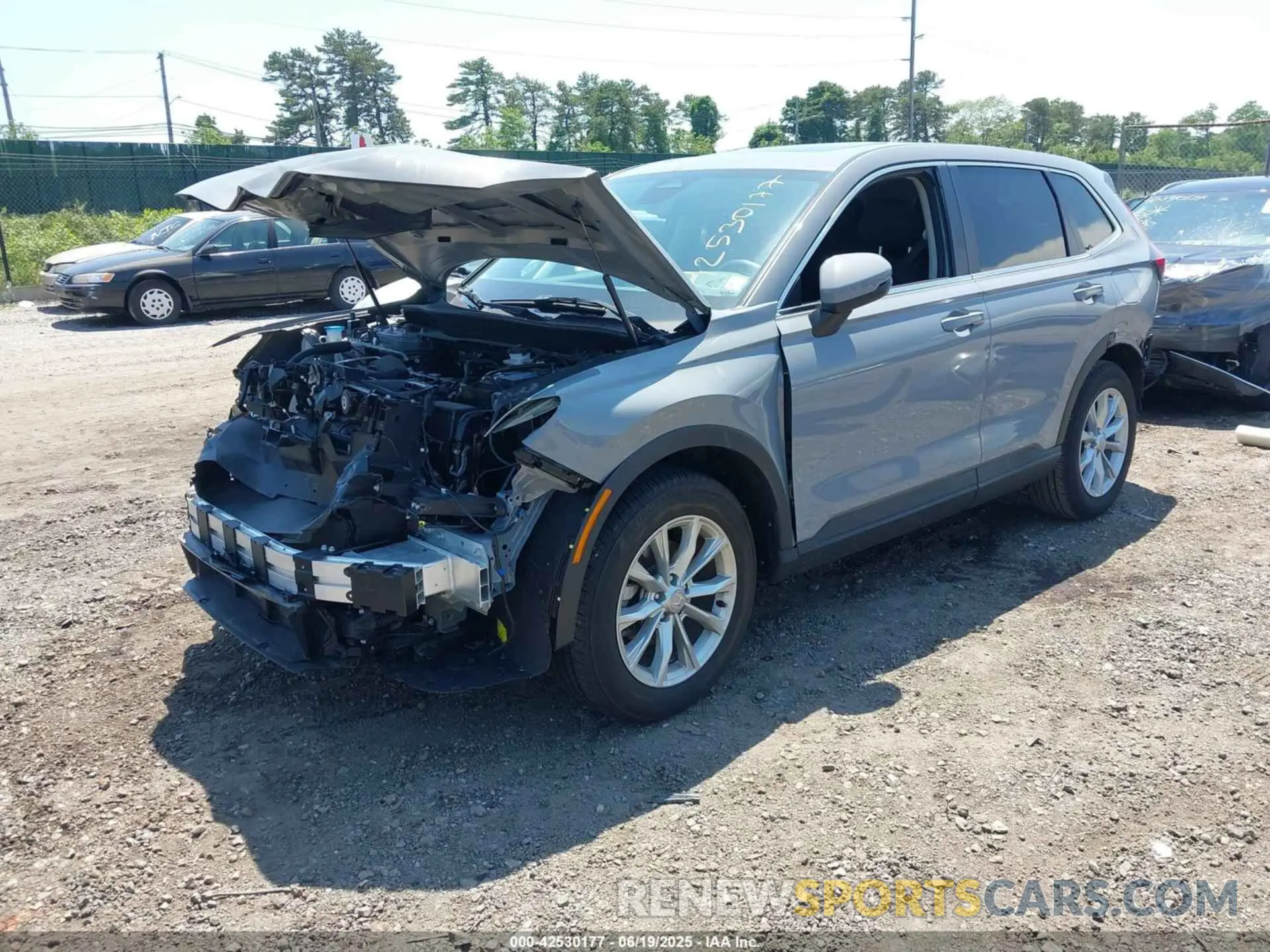 2 Photograph of a damaged car 5J6RS4H48RL009535 HONDA CR-V 2024