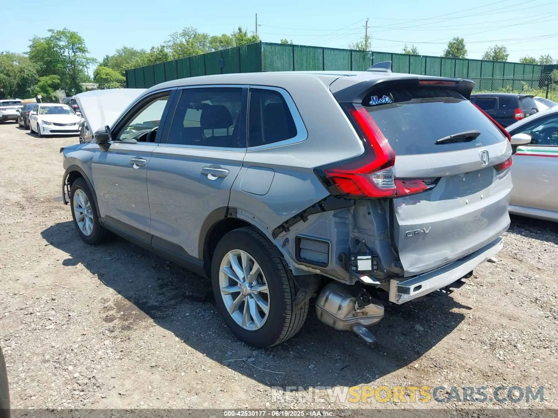 3 Photograph of a damaged car 5J6RS4H48RL009535 HONDA CR-V 2024