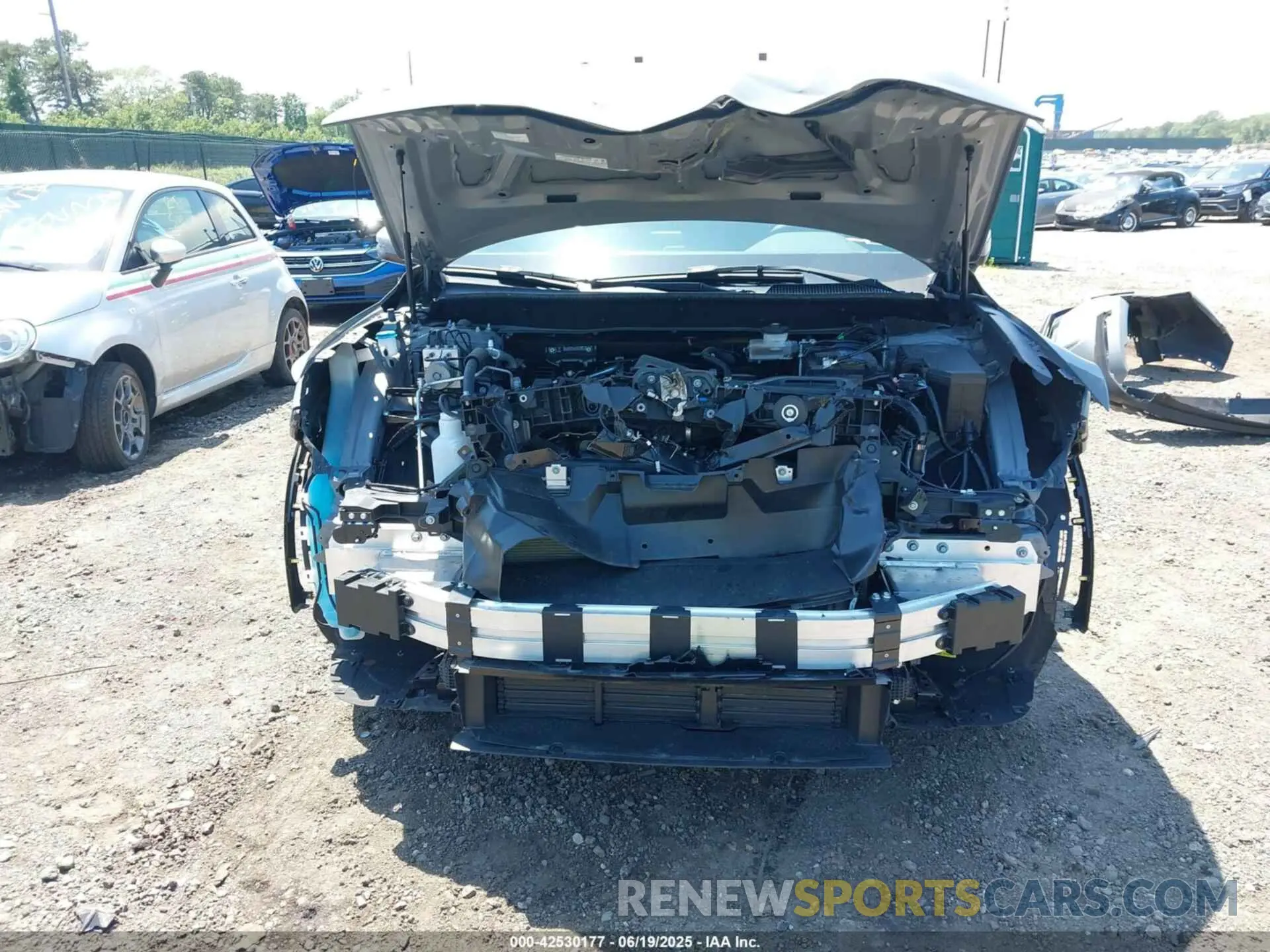 6 Photograph of a damaged car 5J6RS4H48RL009535 HONDA CR-V 2024
