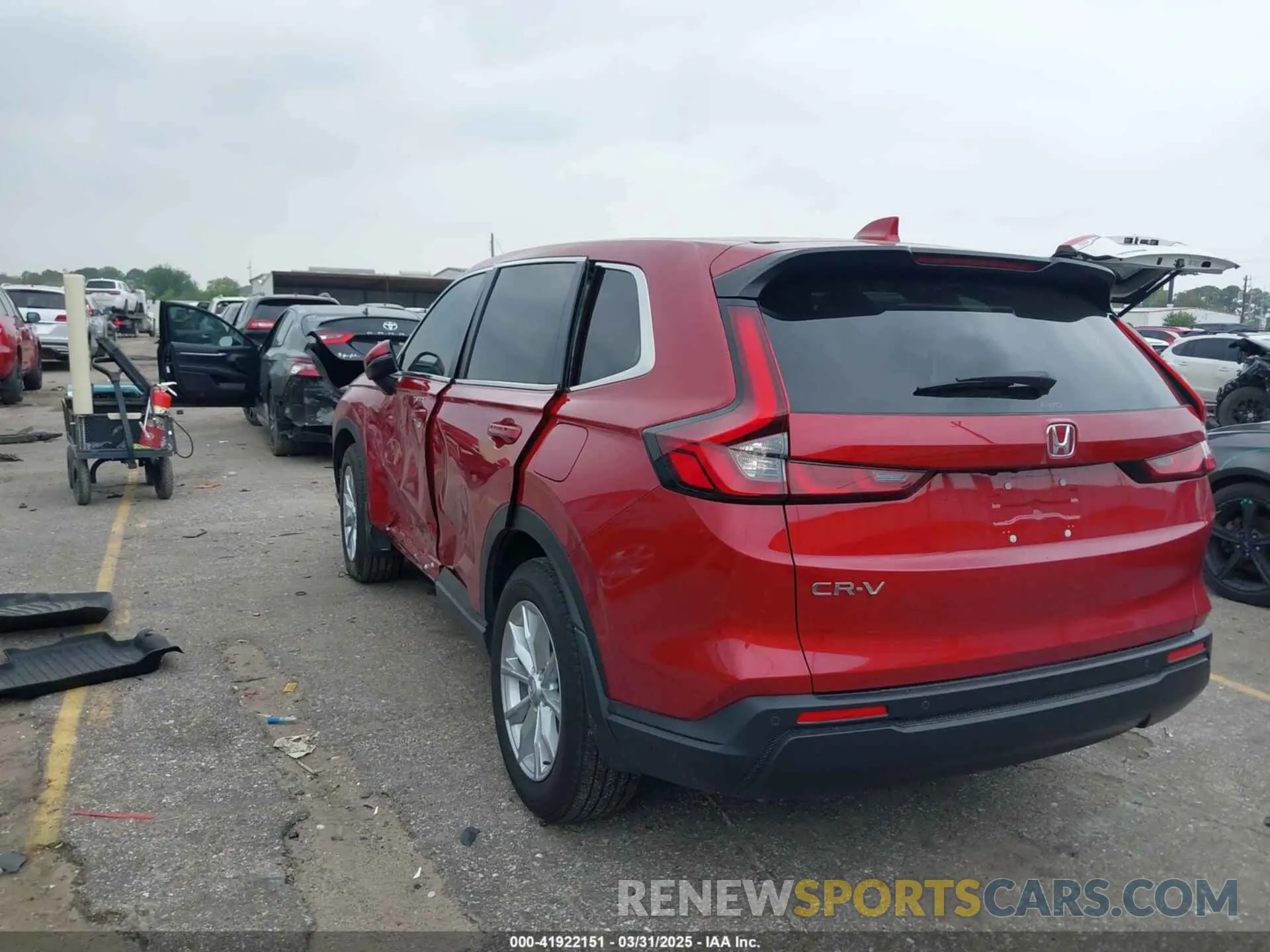 3 Photograph of a damaged car 5J6RS4H74RL011390 HONDA CR-V 2024