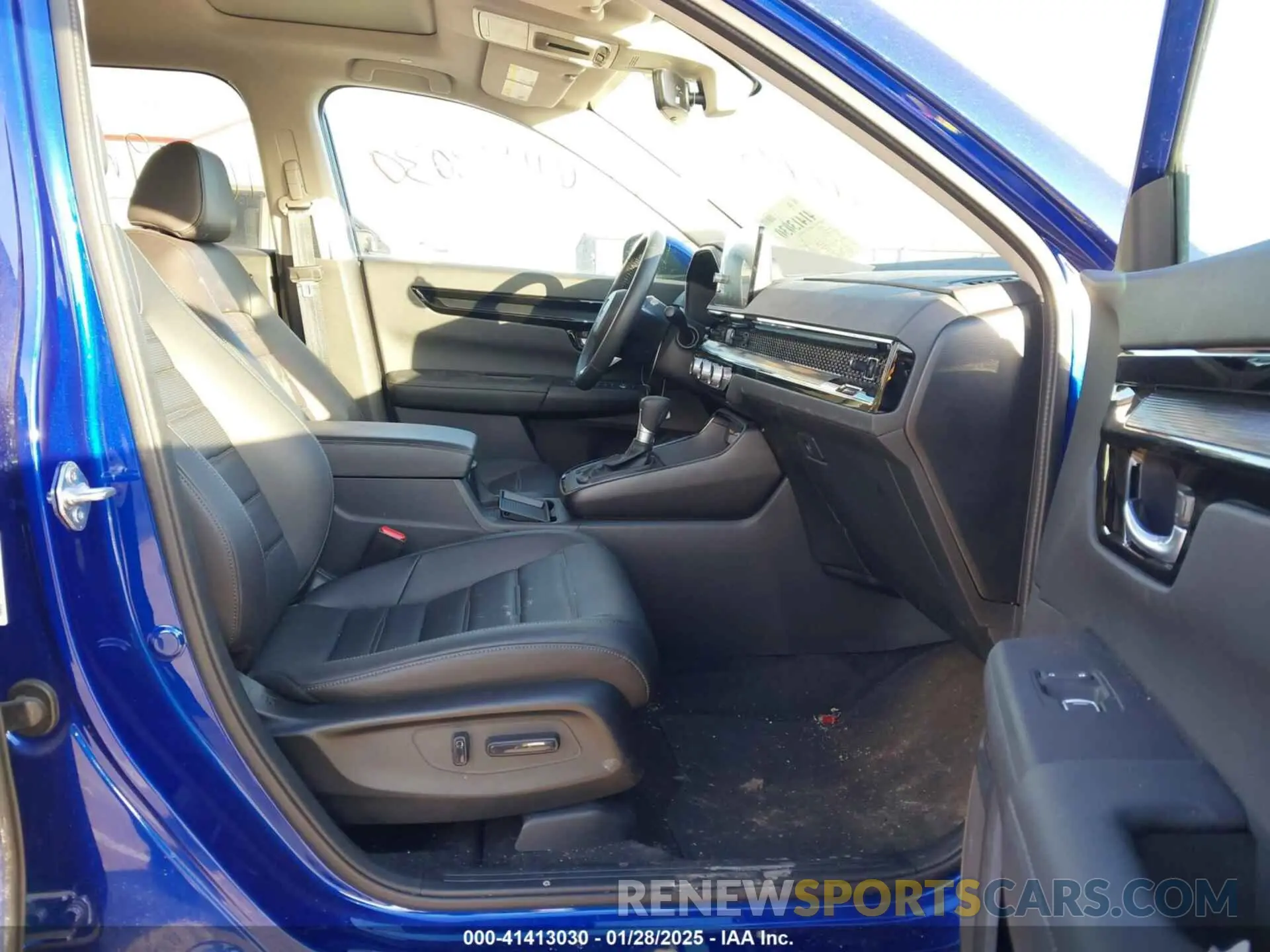 5 Photograph of a damaged car 5J6RS4H76RL013755 HONDA CR-V 2024