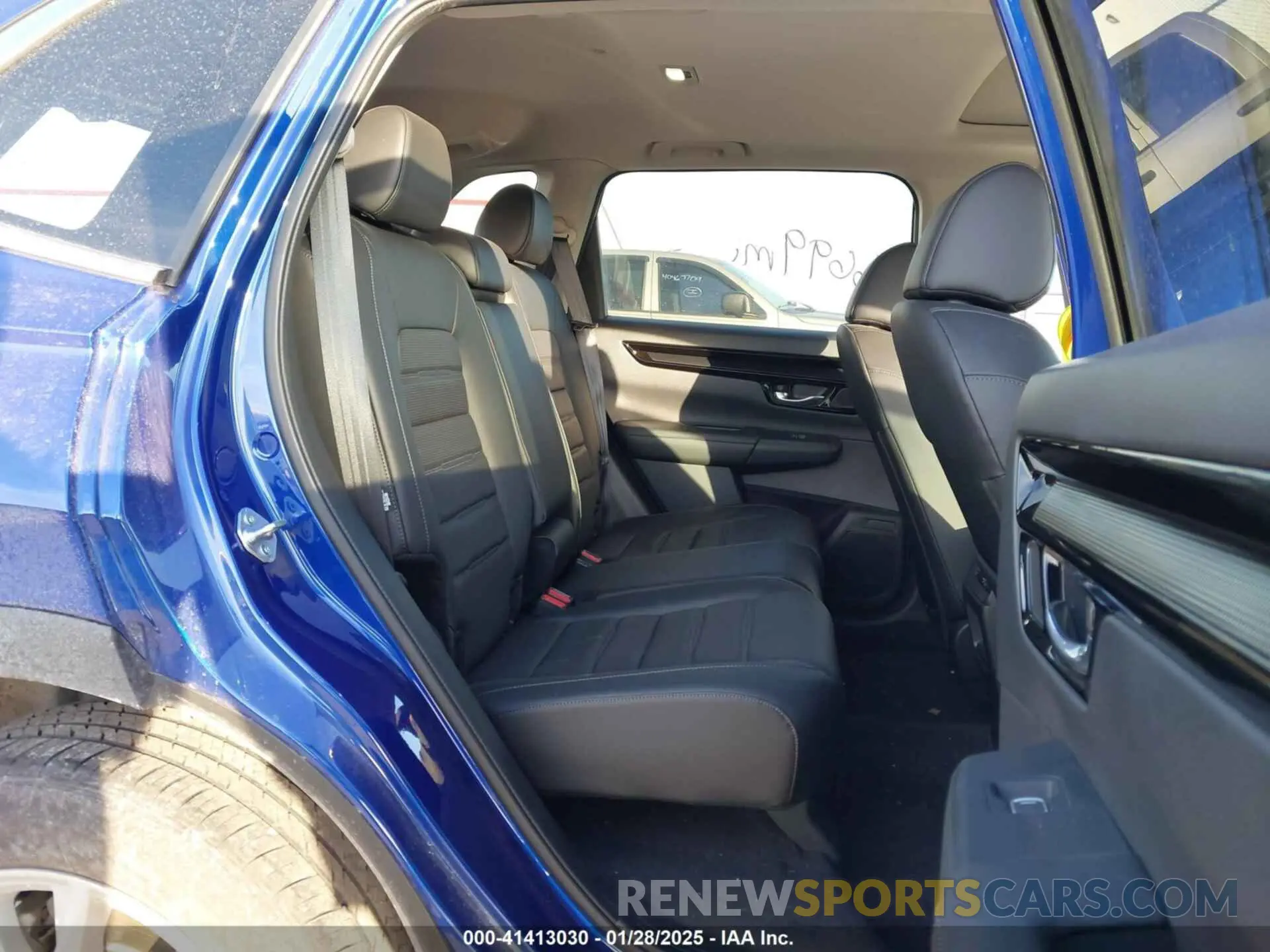 8 Photograph of a damaged car 5J6RS4H76RL013755 HONDA CR-V 2024
