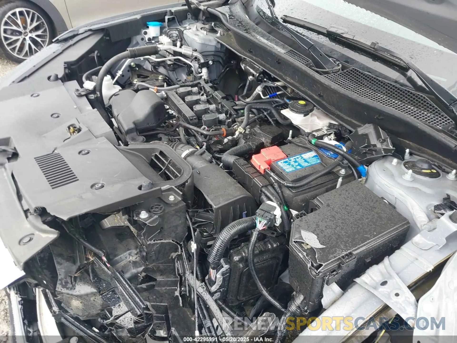 10 Photograph of a damaged car 5J6RS4H78RL016298 HONDA CR-V 2024
