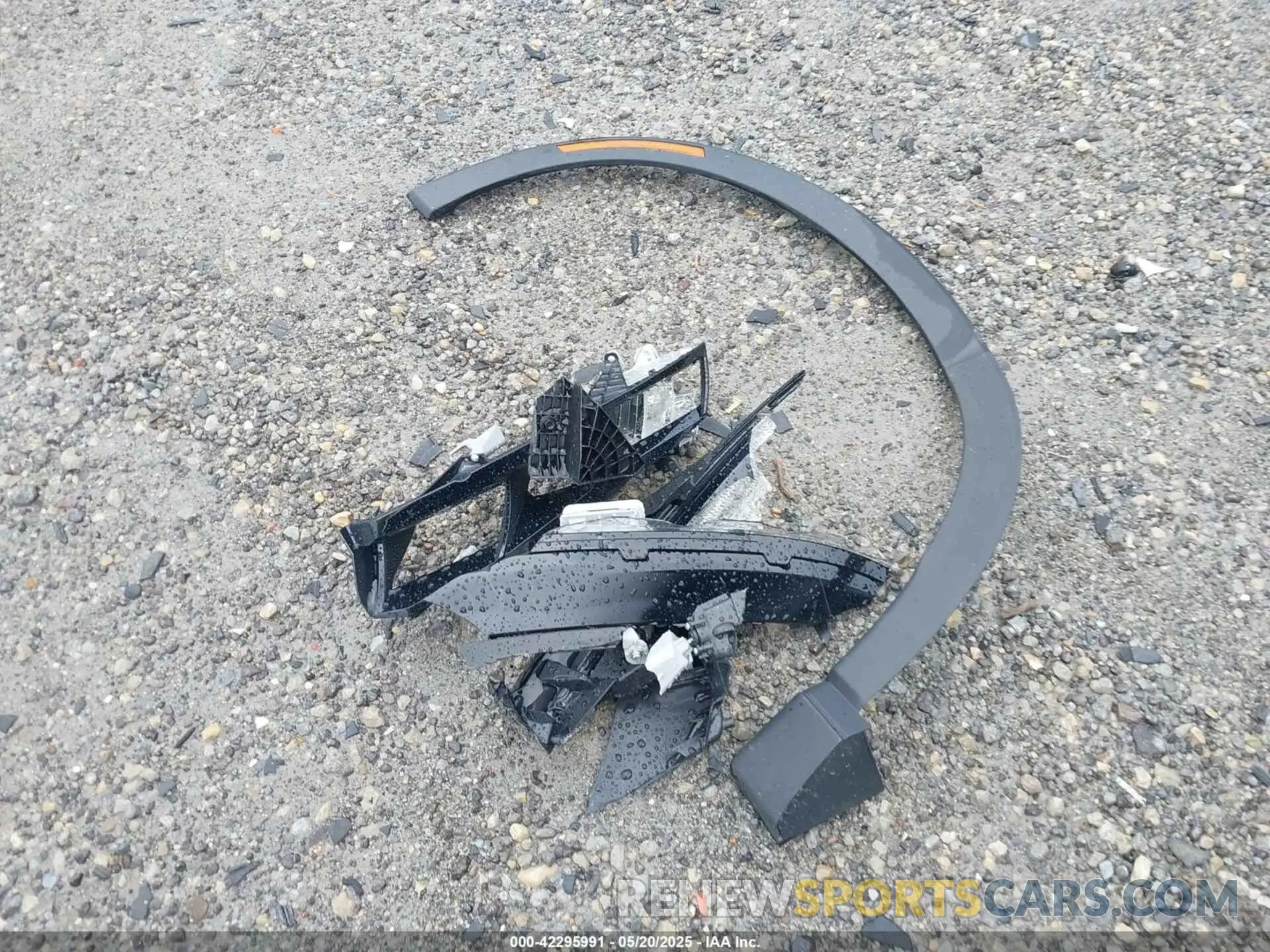 12 Photograph of a damaged car 5J6RS4H78RL016298 HONDA CR-V 2024