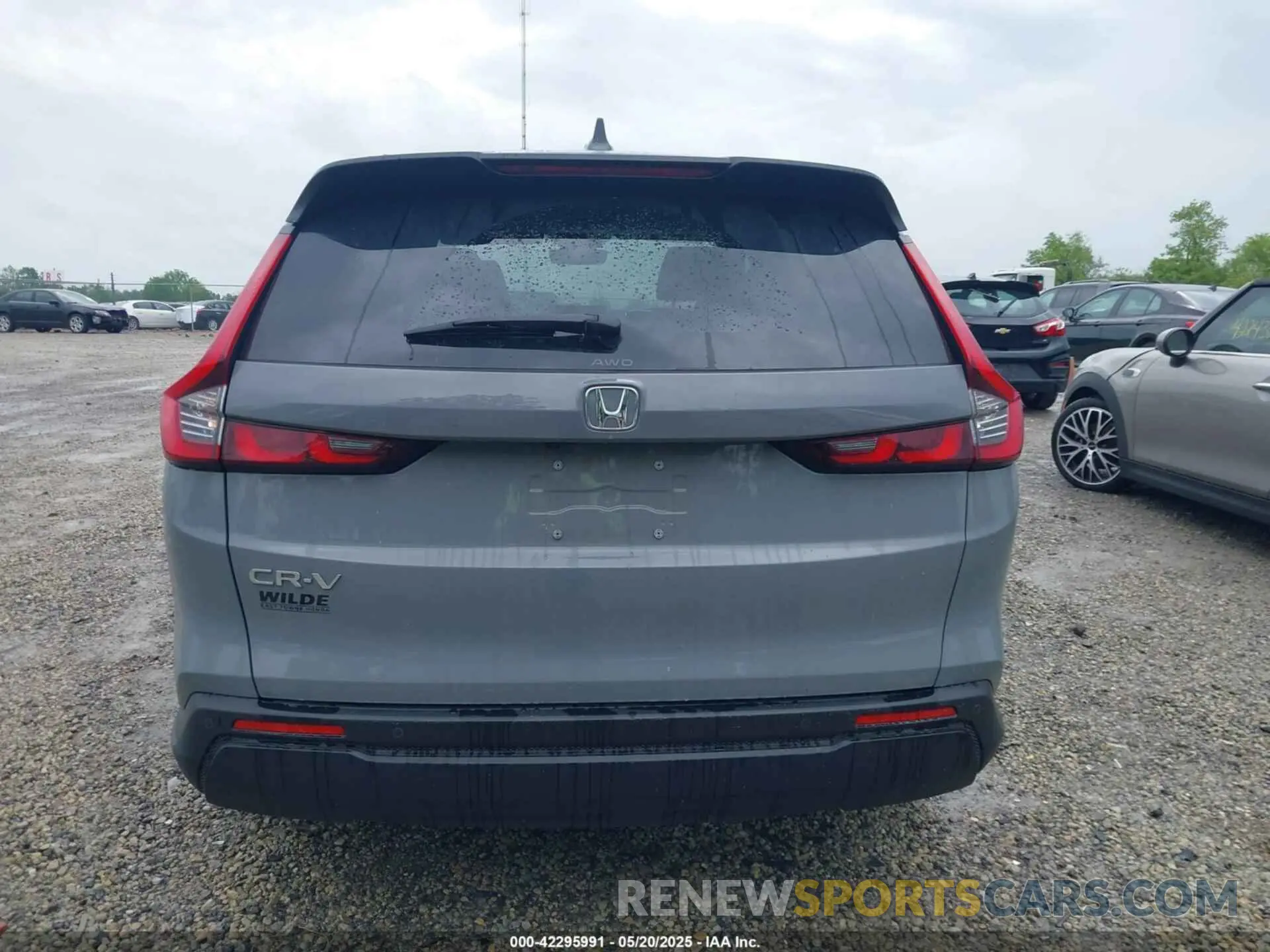 17 Photograph of a damaged car 5J6RS4H78RL016298 HONDA CR-V 2024