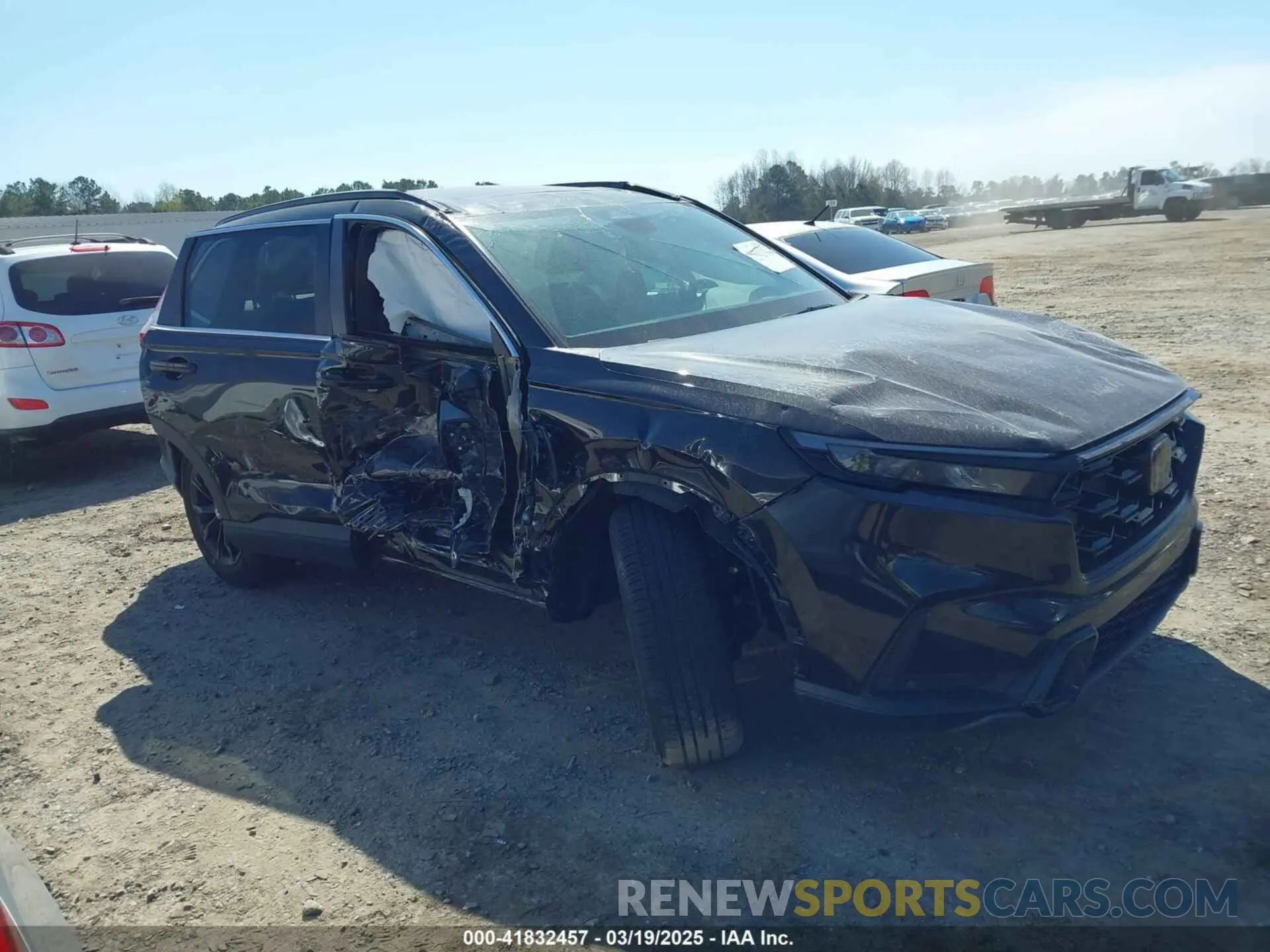 1 Photograph of a damaged car 5J6RS5H80RL003110 HONDA CR-V 2024
