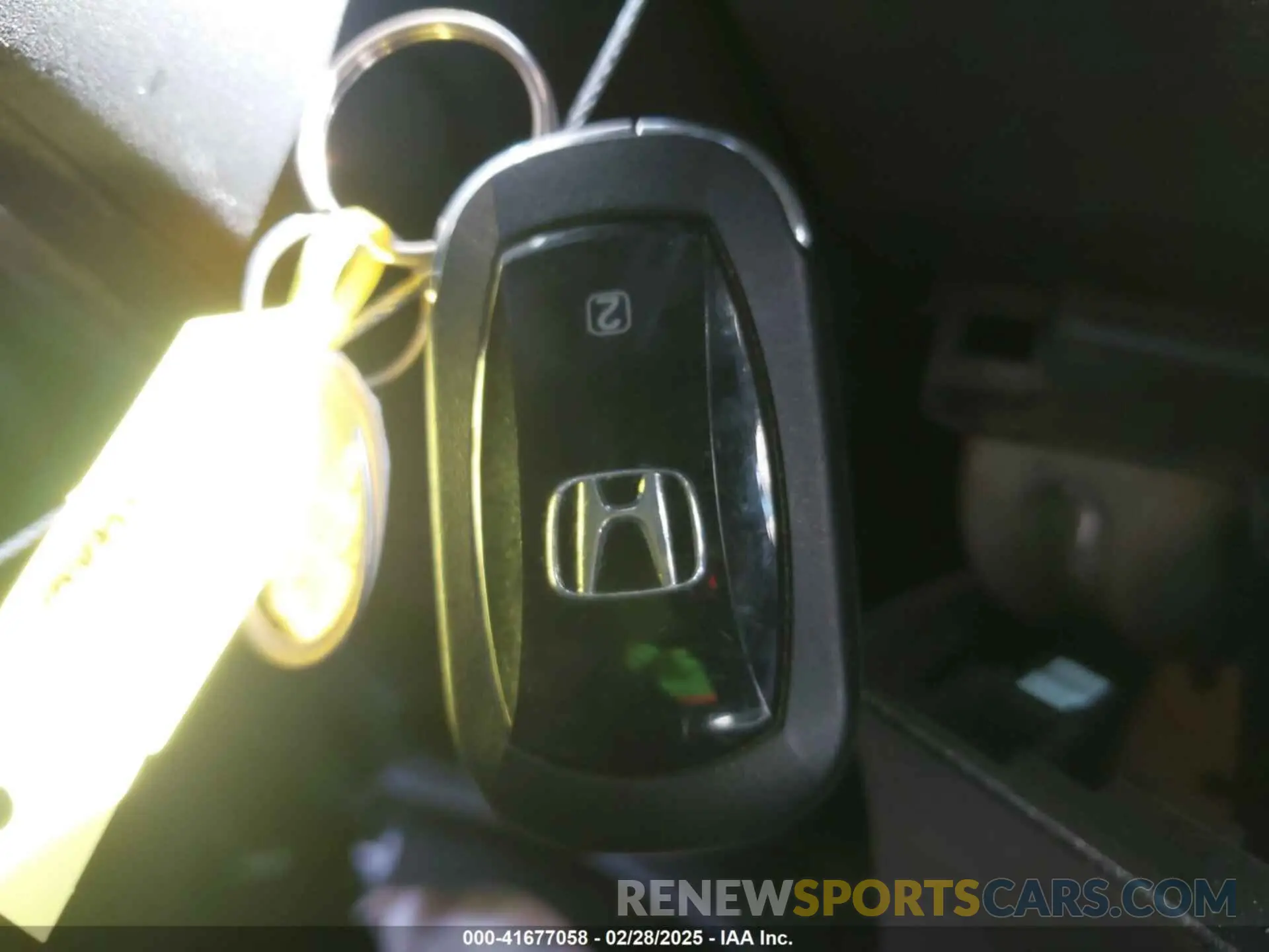 11 Photograph of a damaged car 5J6RS5H82RL005215 HONDA CR-V 2024