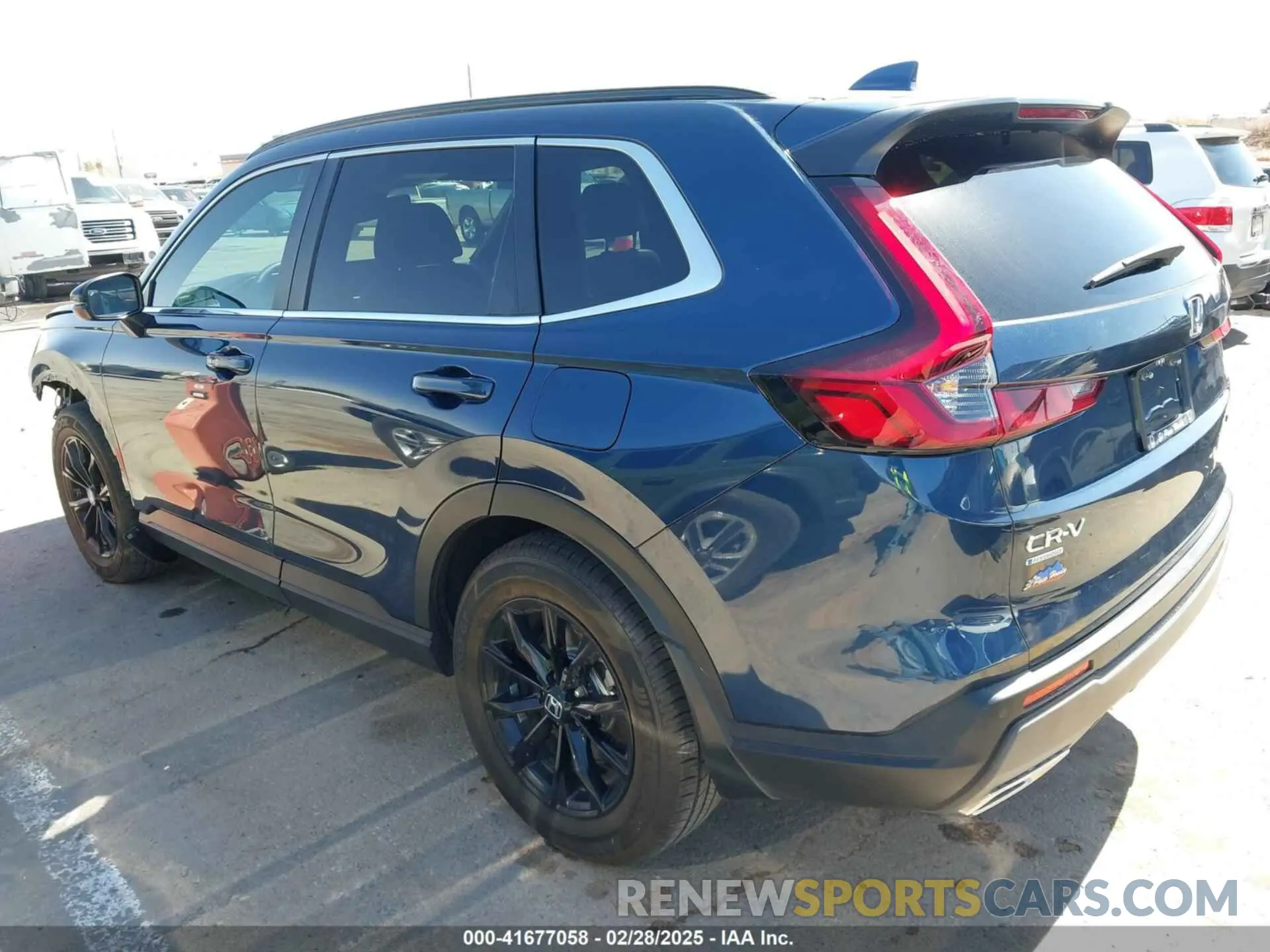 3 Photograph of a damaged car 5J6RS5H82RL005215 HONDA CR-V 2024