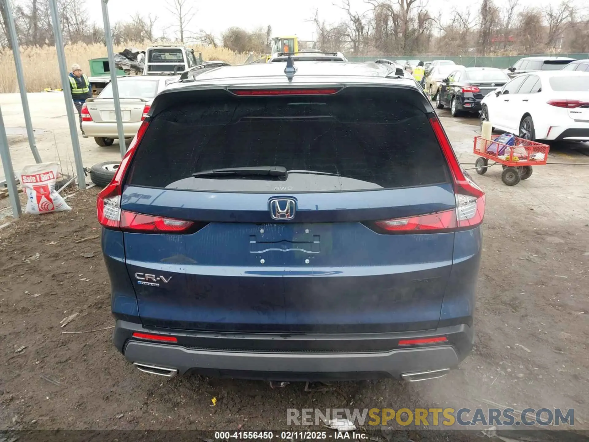 16 Photograph of a damaged car 5J6RS6H57RL009367 HONDA CR-V 2024