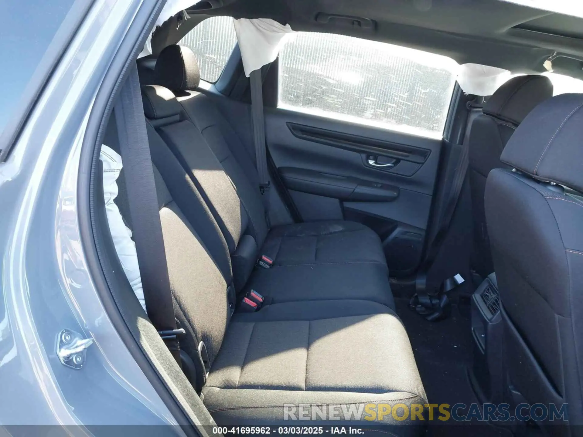 8 Photograph of a damaged car 5J6RS6H57RL019591 HONDA CR-V 2024