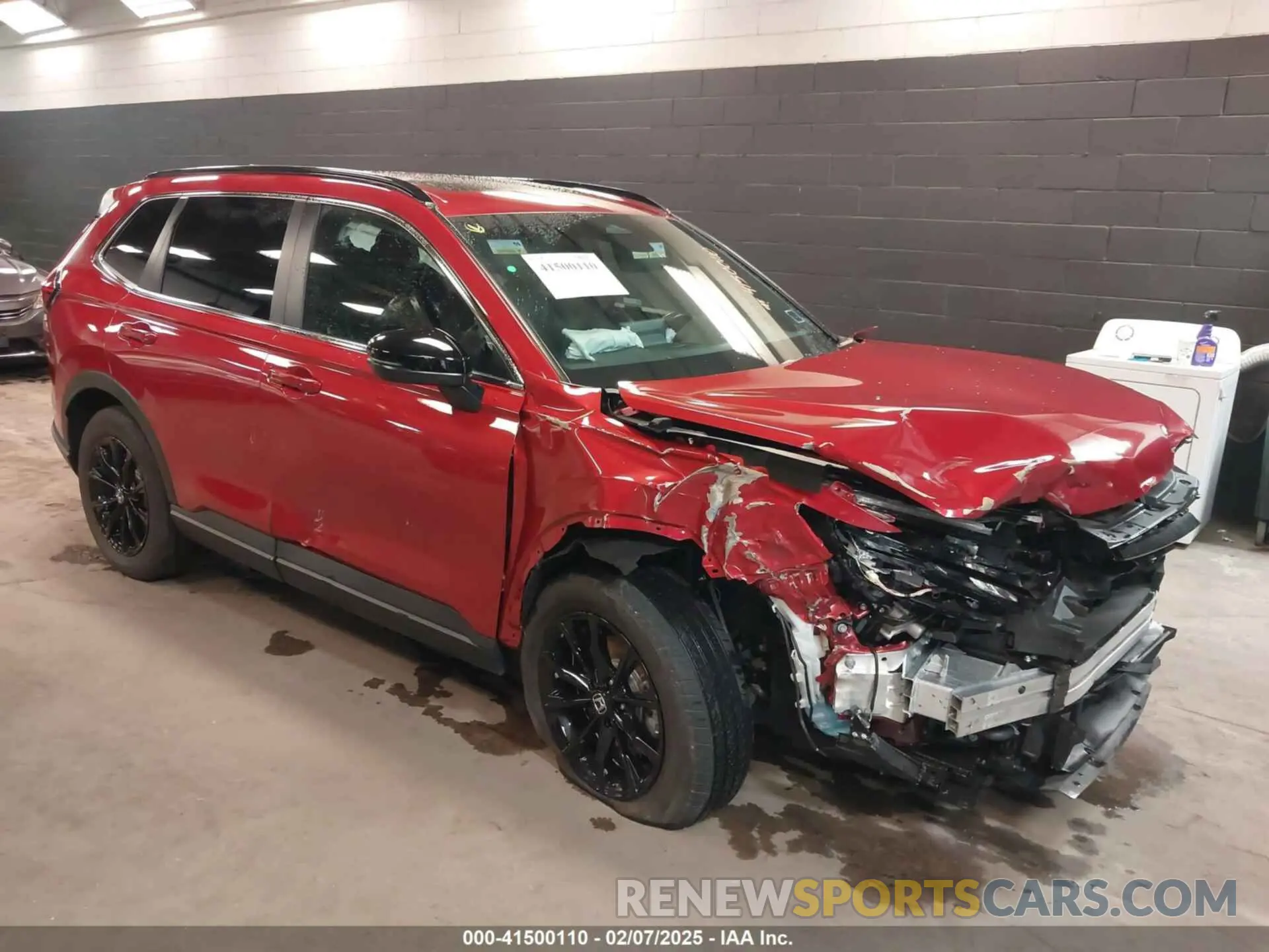 1 Photograph of a damaged car 5J6RS6H59RL009046 HONDA CR-V 2024