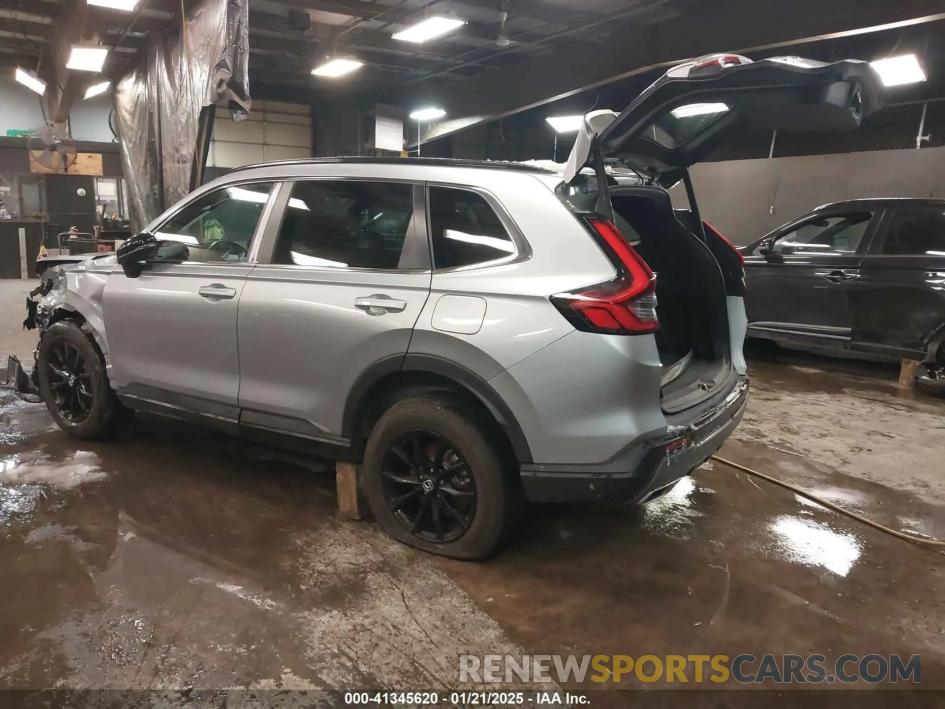 3 Photograph of a damaged car 5J6RS6H87RL011727 HONDA CR-V 2024