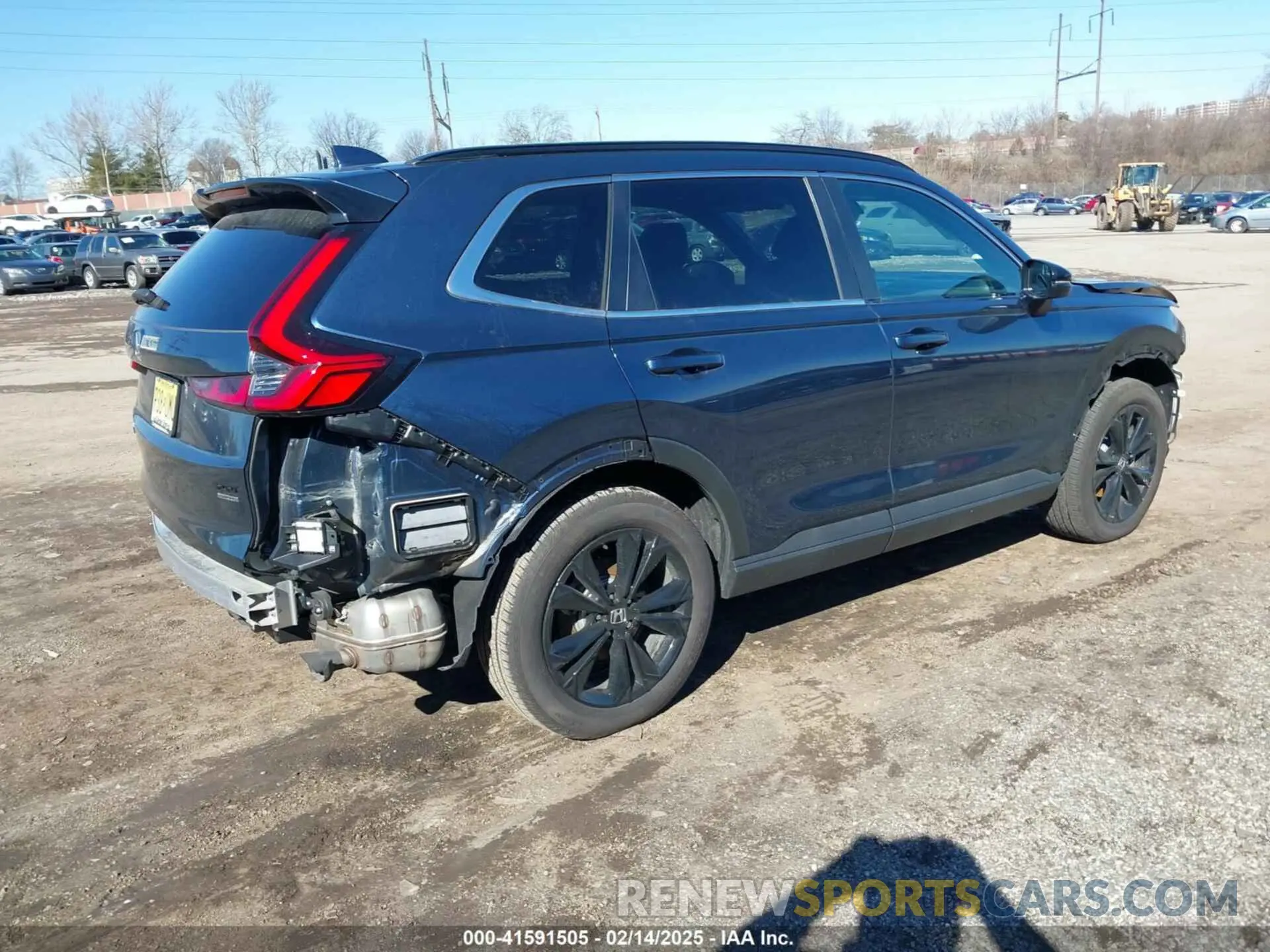 4 Photograph of a damaged car 5J6RS6H99RL036136 HONDA CR-V 2024