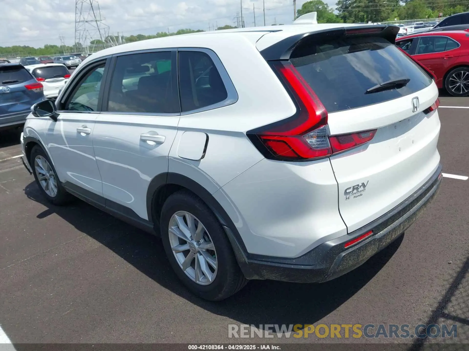 3 Photograph of a damaged car 7FARS3H41RE002272 HONDA CR-V 2024