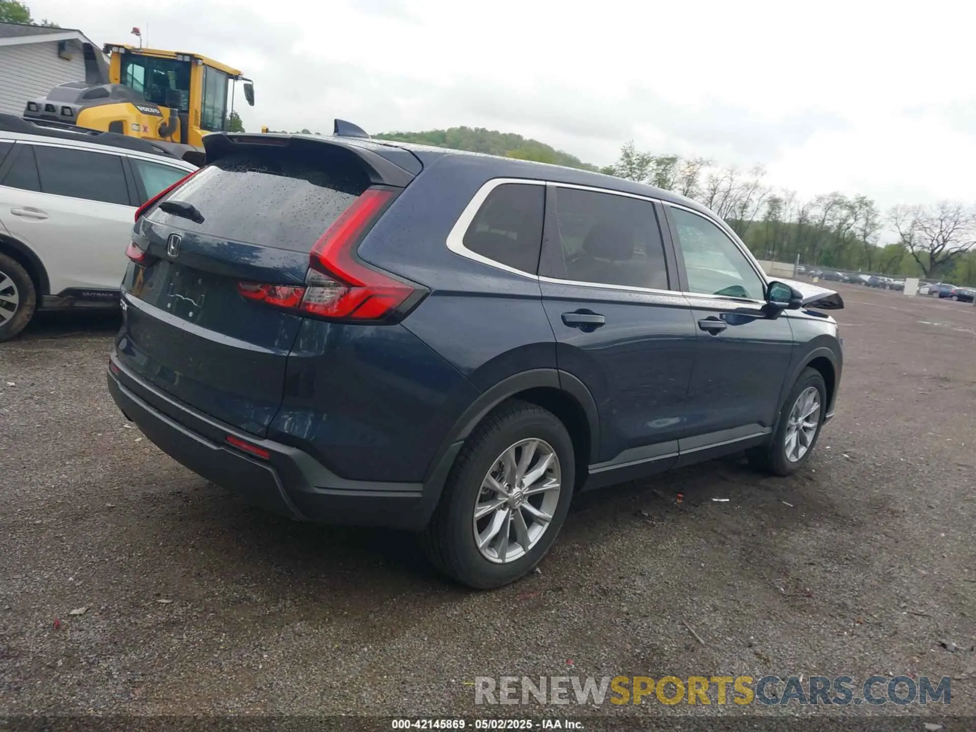 4 Photograph of a damaged car 7FARS4H44RE003583 HONDA CR-V 2024
