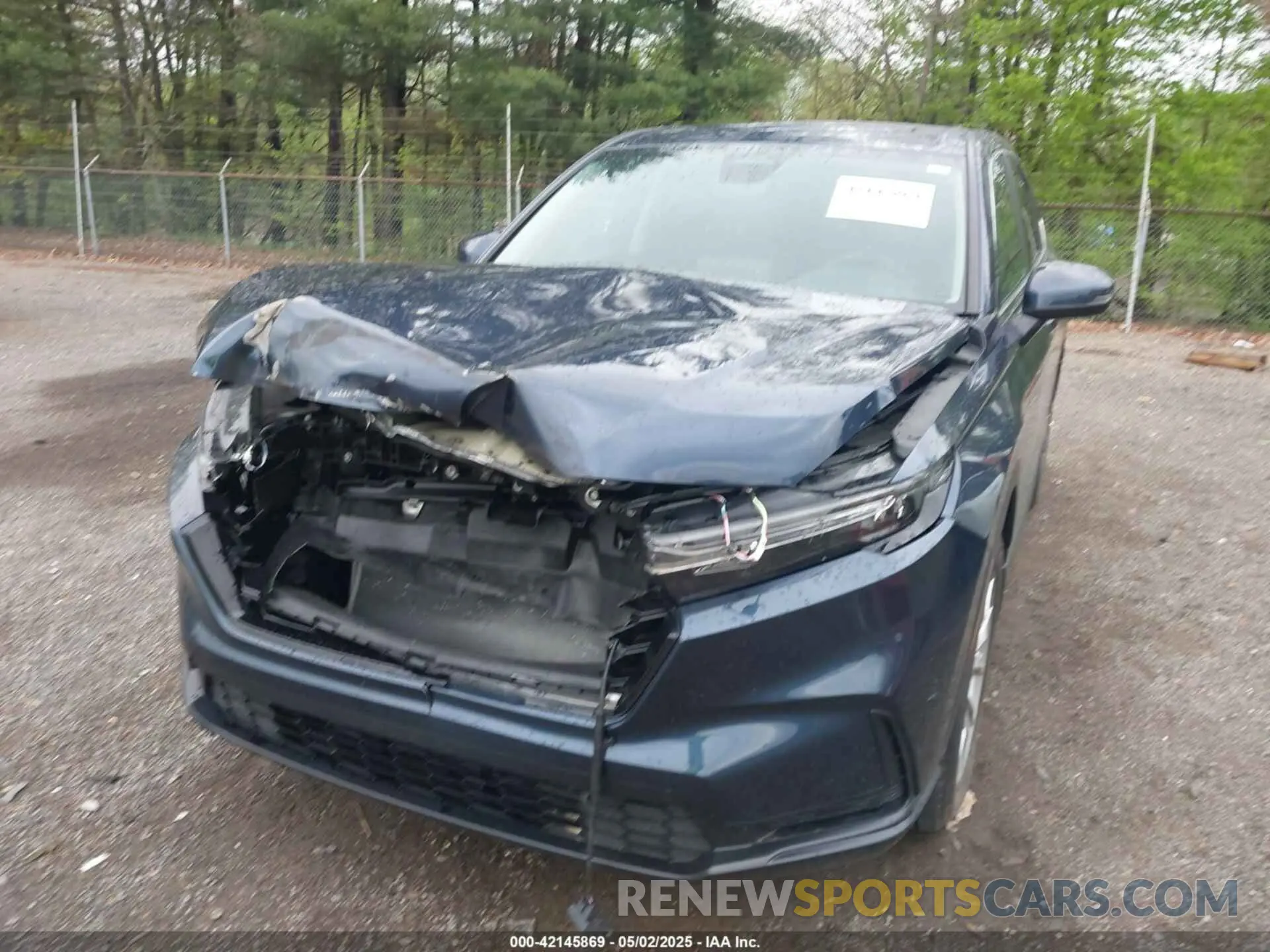 6 Photograph of a damaged car 7FARS4H44RE003583 HONDA CR-V 2024