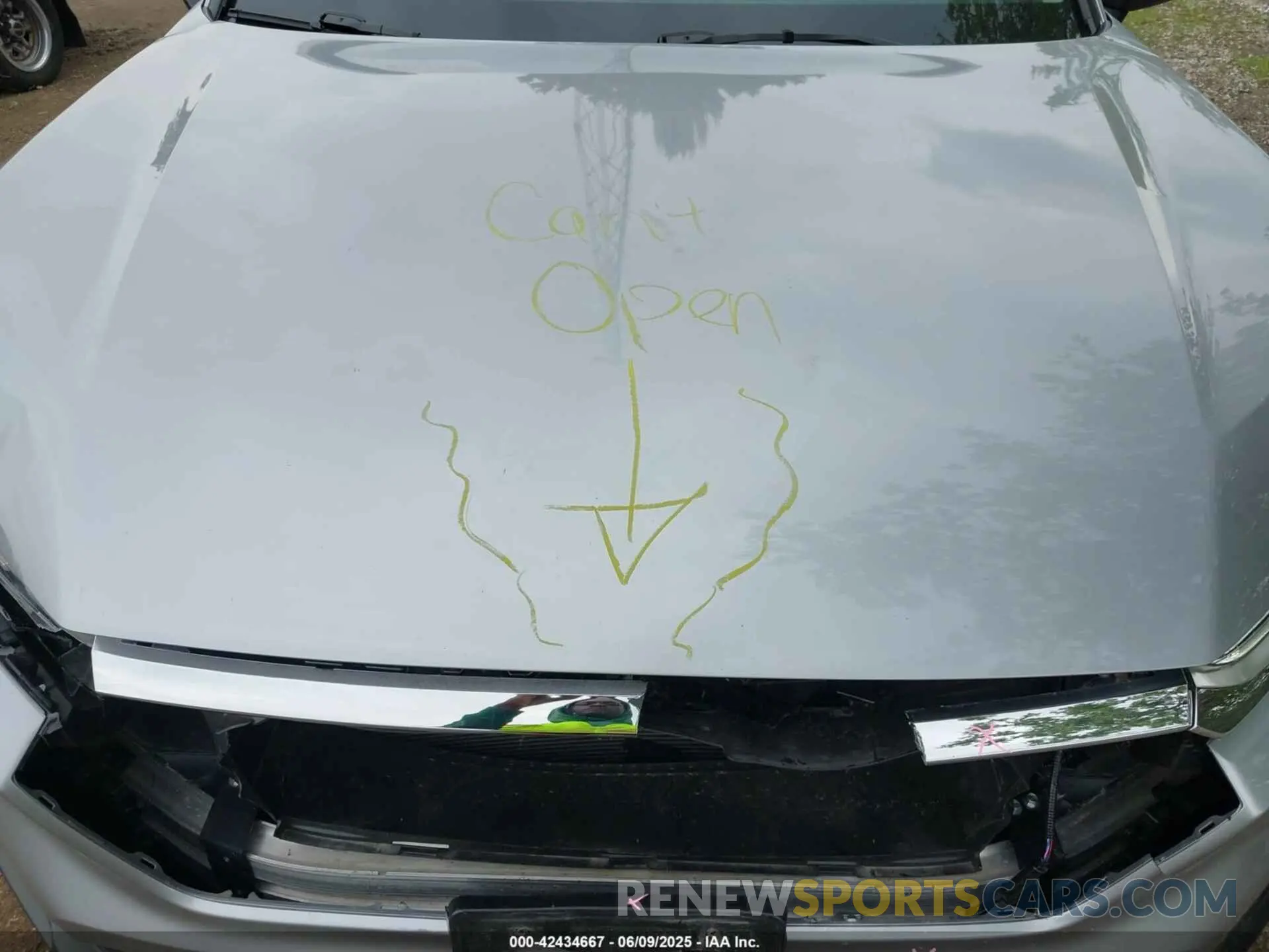 10 Photograph of a damaged car 7FARS4H44RE008069 HONDA CR-V 2024