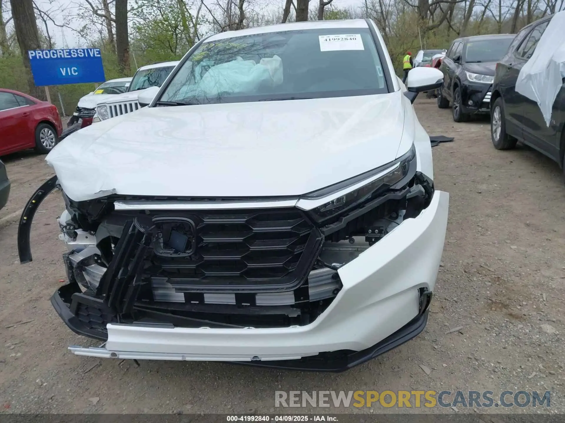 13 Photograph of a damaged car 7FARS4H7XRE006370 HONDA CR-V 2024