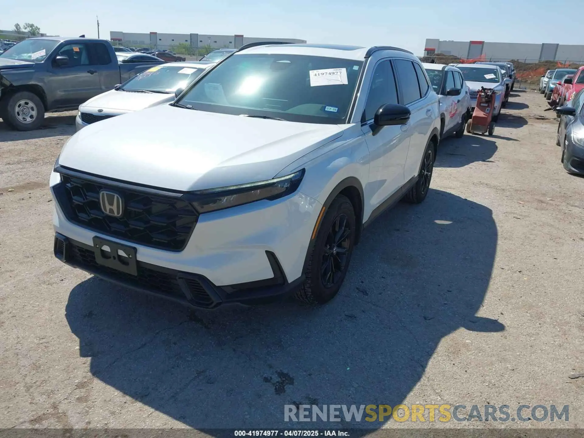 2 Photograph of a damaged car 7FARS5H5XRE025585 HONDA CR-V 2024