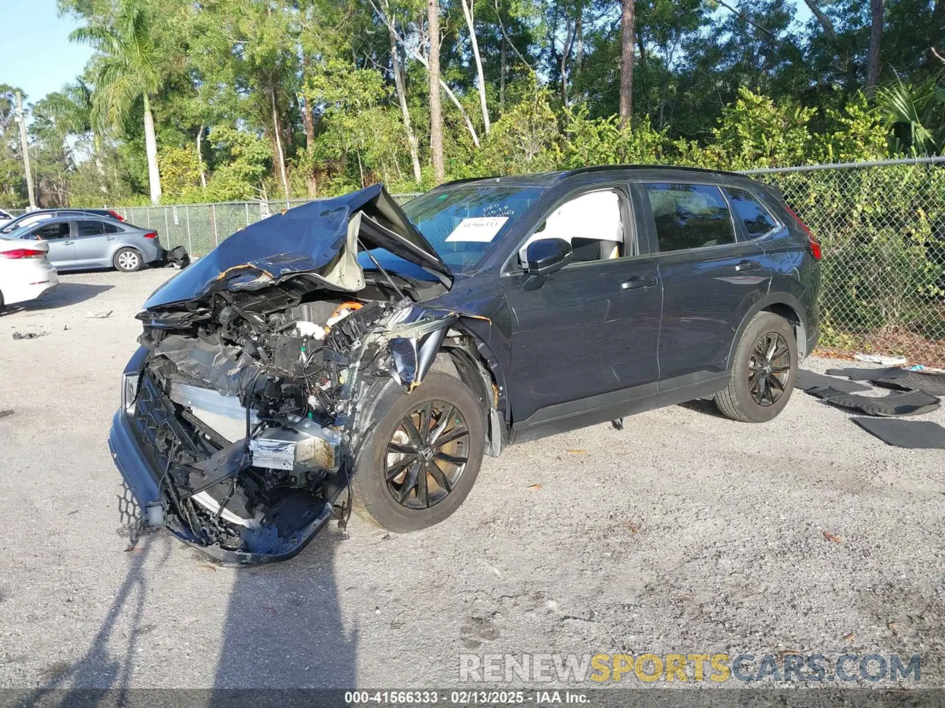 2 Photograph of a damaged car 7FARS5H80RE020146 HONDA CR-V 2024