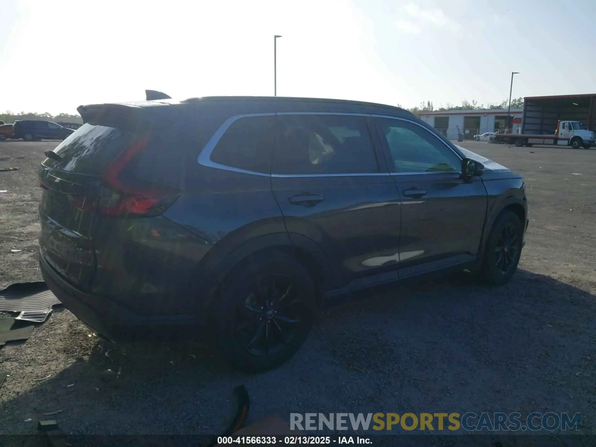 4 Photograph of a damaged car 7FARS5H80RE020146 HONDA CR-V 2024