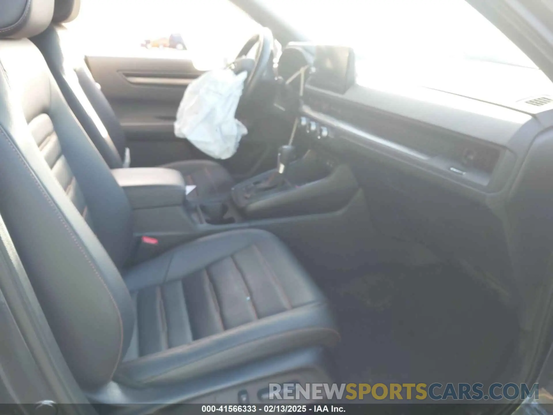 5 Photograph of a damaged car 7FARS5H80RE020146 HONDA CR-V 2024