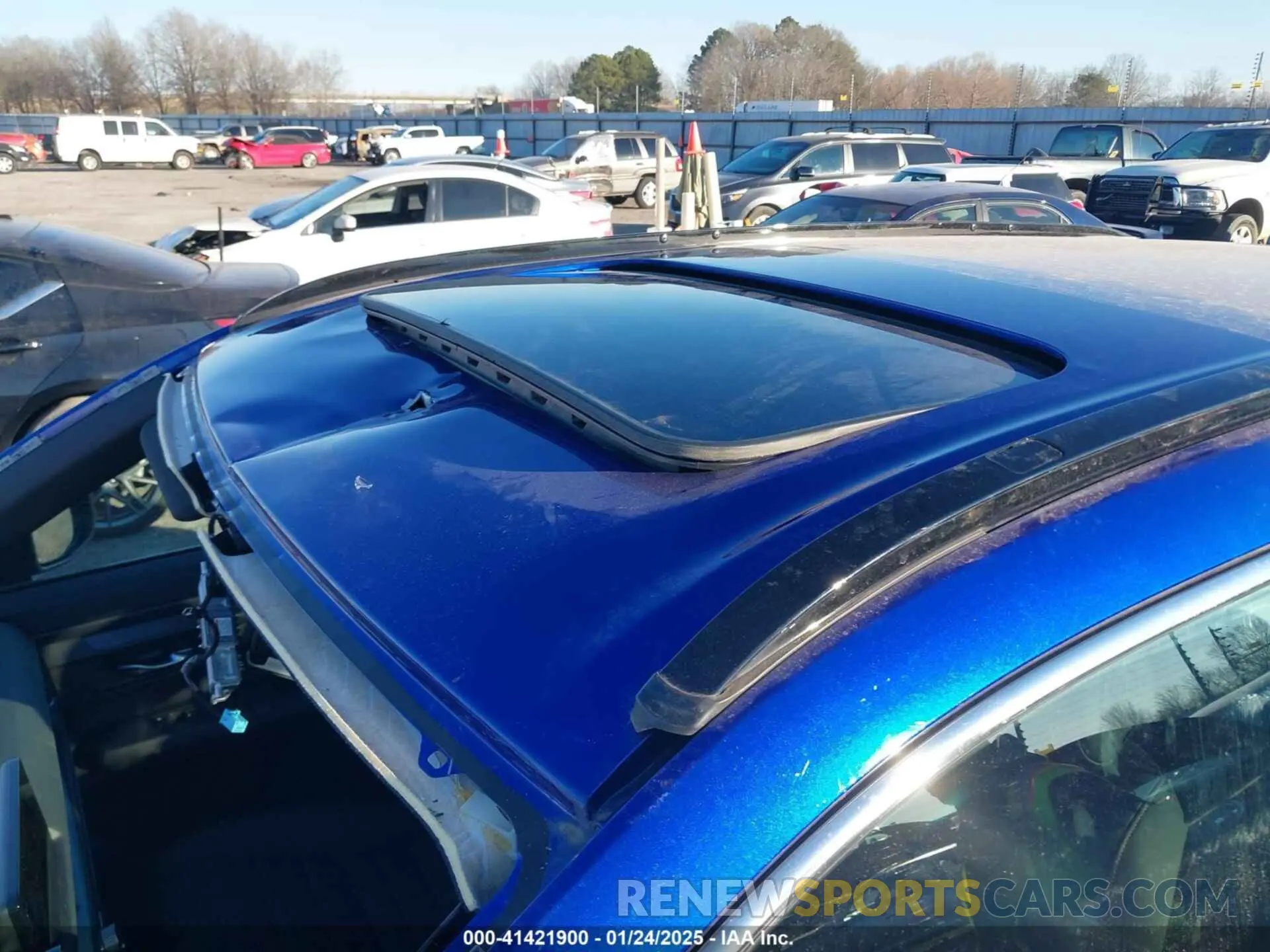 19 Photograph of a damaged car 7FARS5H80RE036282 HONDA CR-V 2024