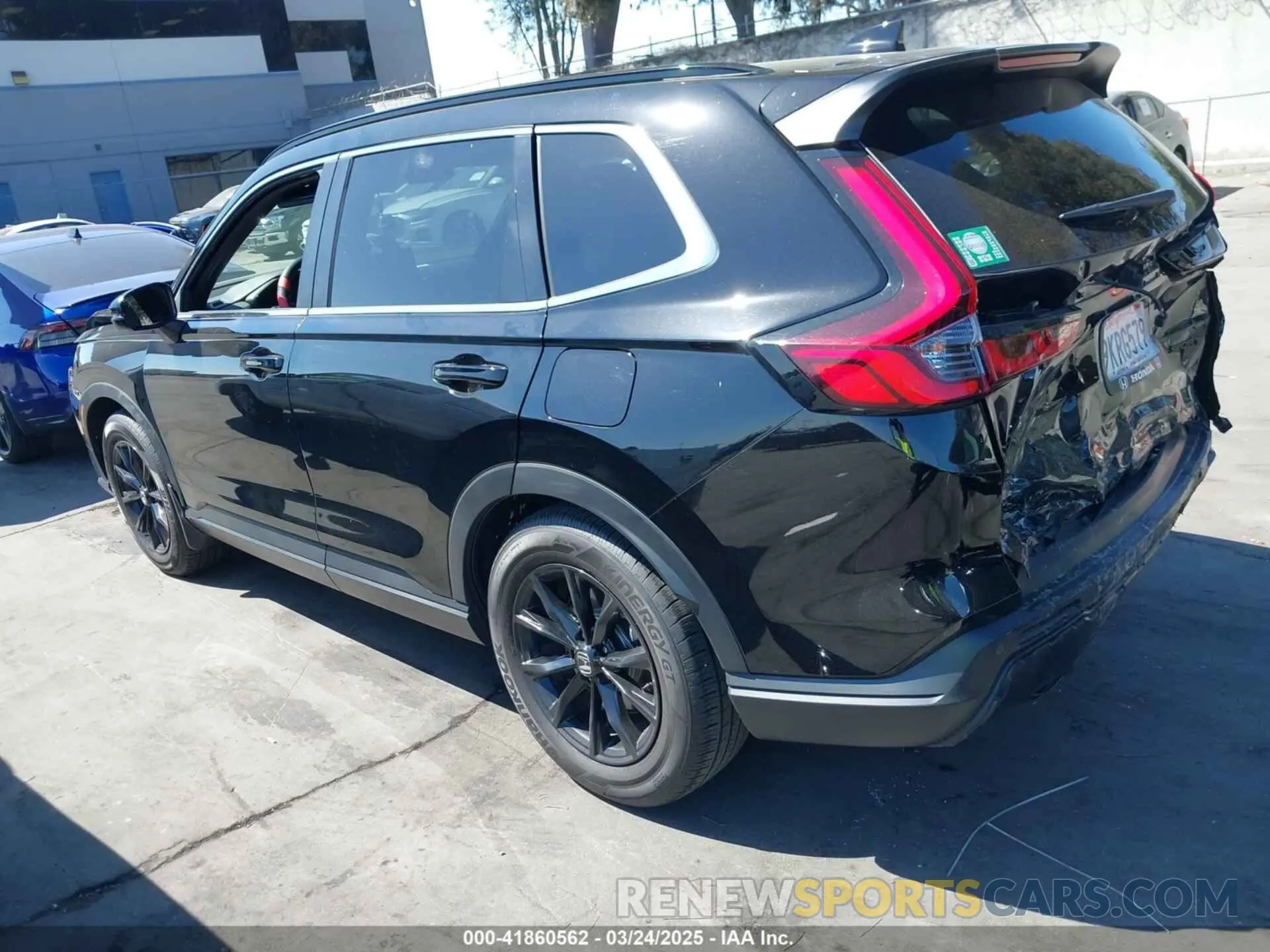 3 Photograph of a damaged car 7FARS5H84RE018948 HONDA CR-V 2024