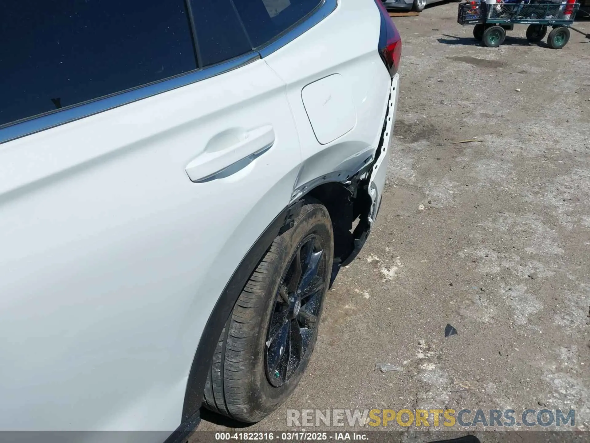 6 Photograph of a damaged car 7FARS5H84RE025690 HONDA CR-V 2024