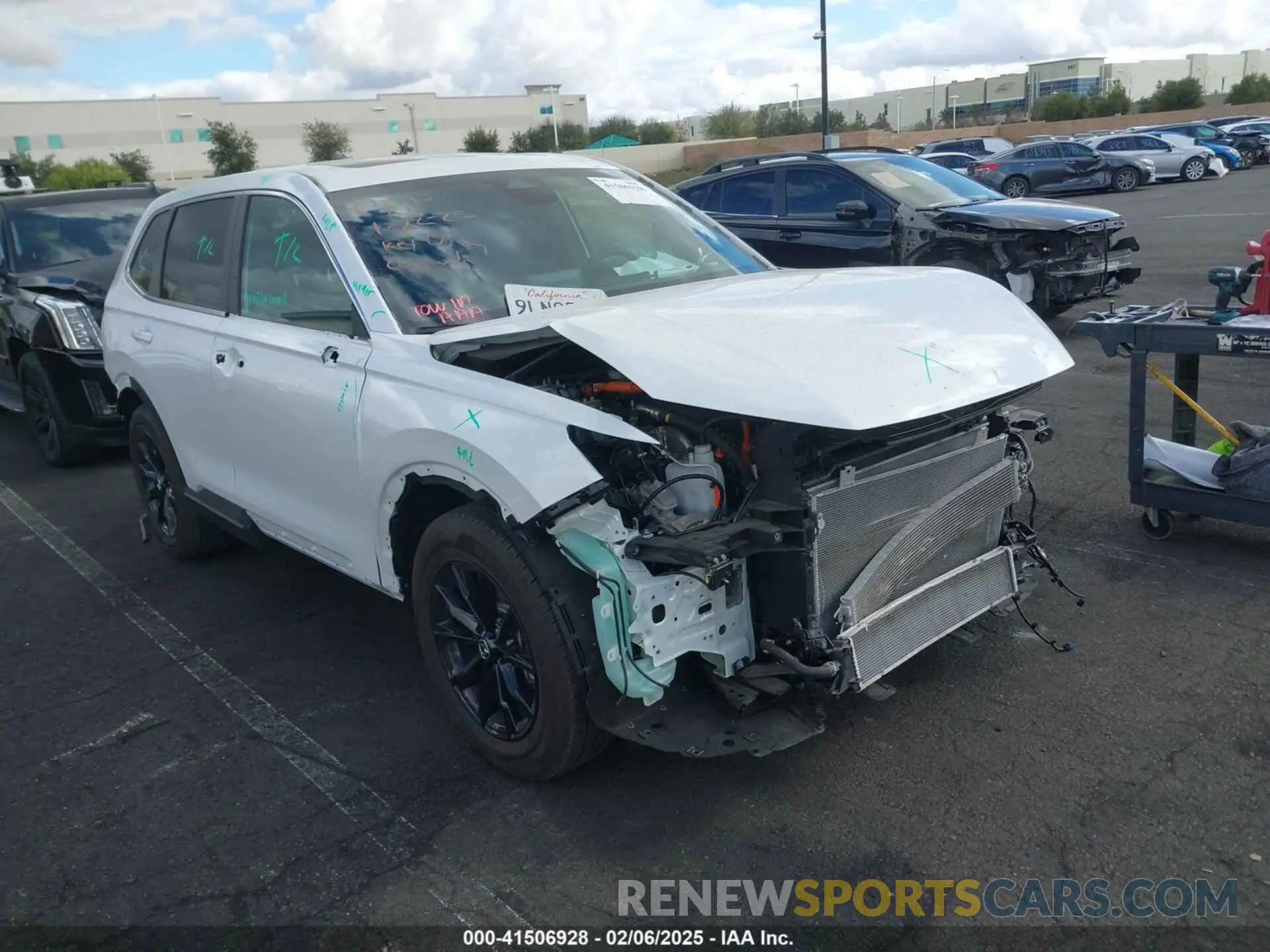 14 Photograph of a damaged car 7FARS5H84RE027892 HONDA CR-V 2024
