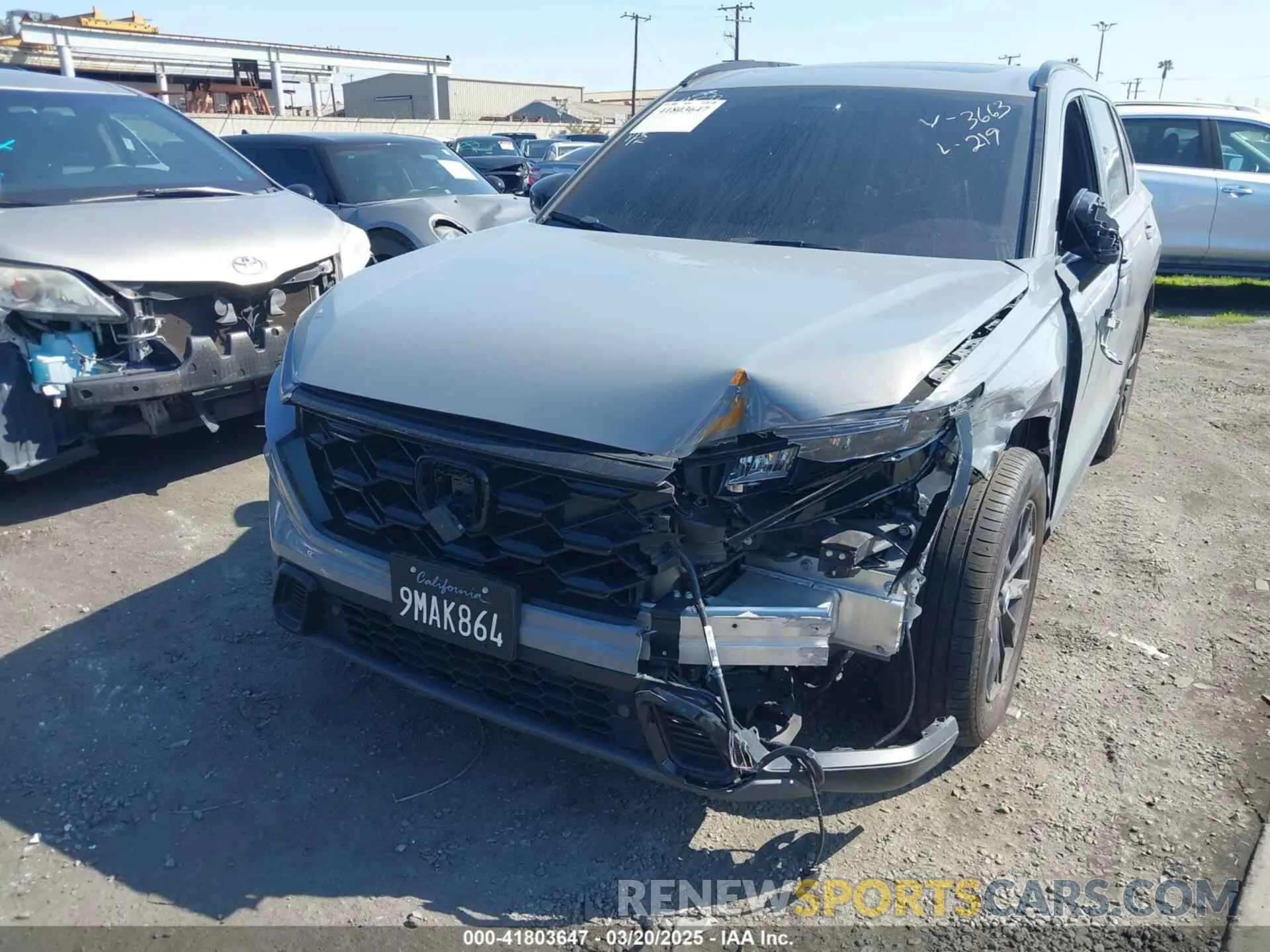 12 Photograph of a damaged car 7FARS5H88RE033663 HONDA CR-V 2024