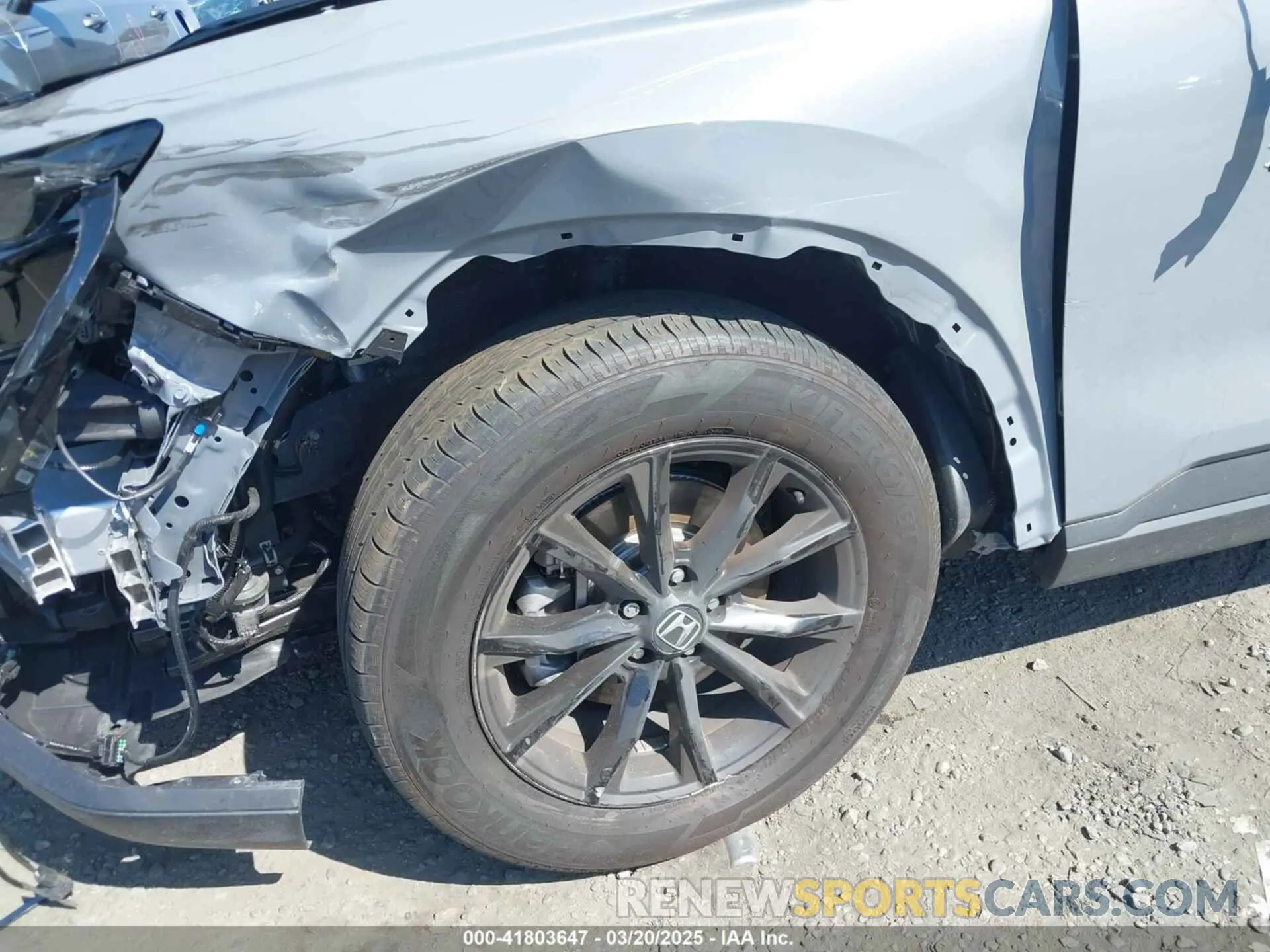 19 Photograph of a damaged car 7FARS5H88RE033663 HONDA CR-V 2024