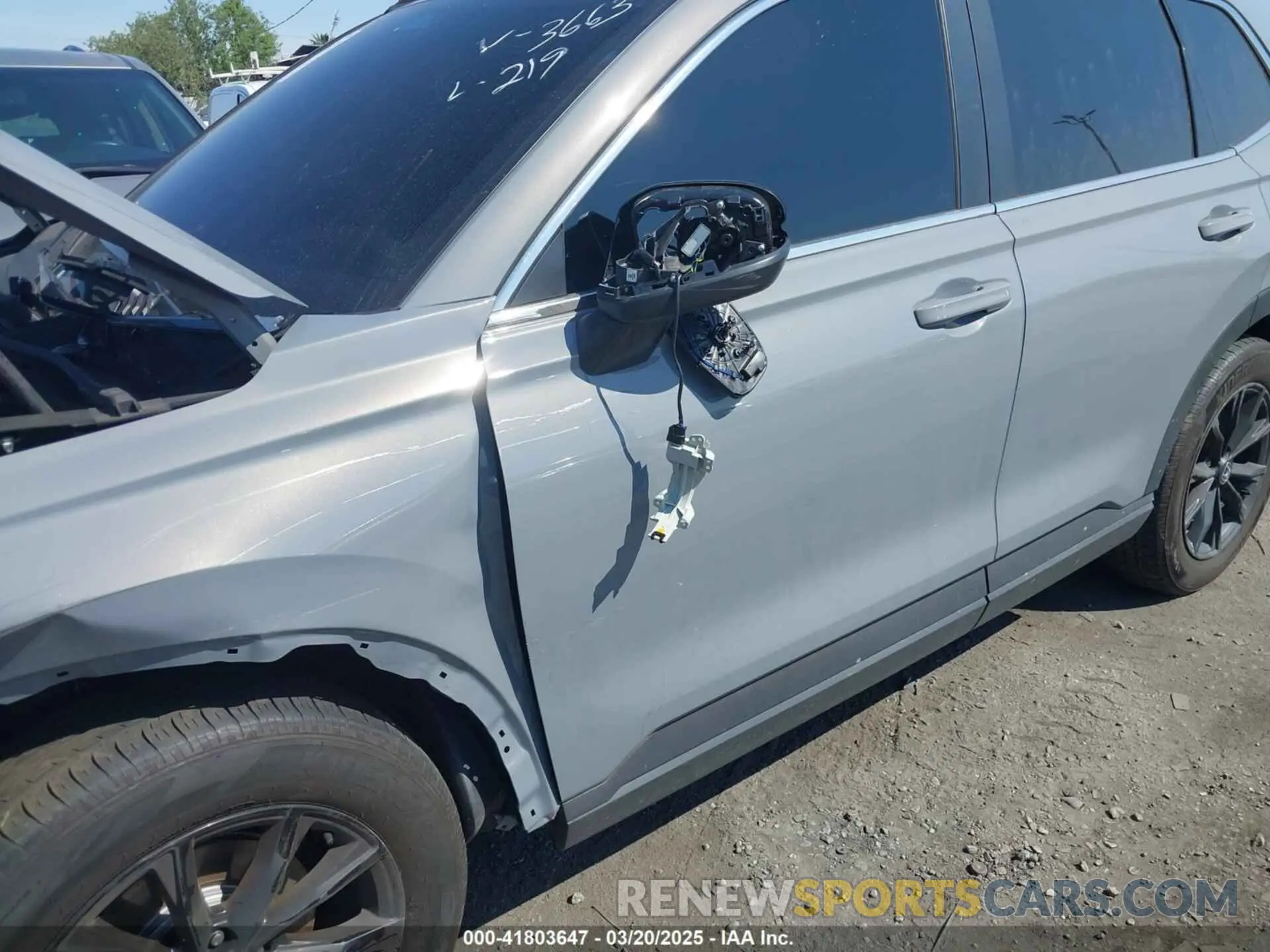 20 Photograph of a damaged car 7FARS5H88RE033663 HONDA CR-V 2024