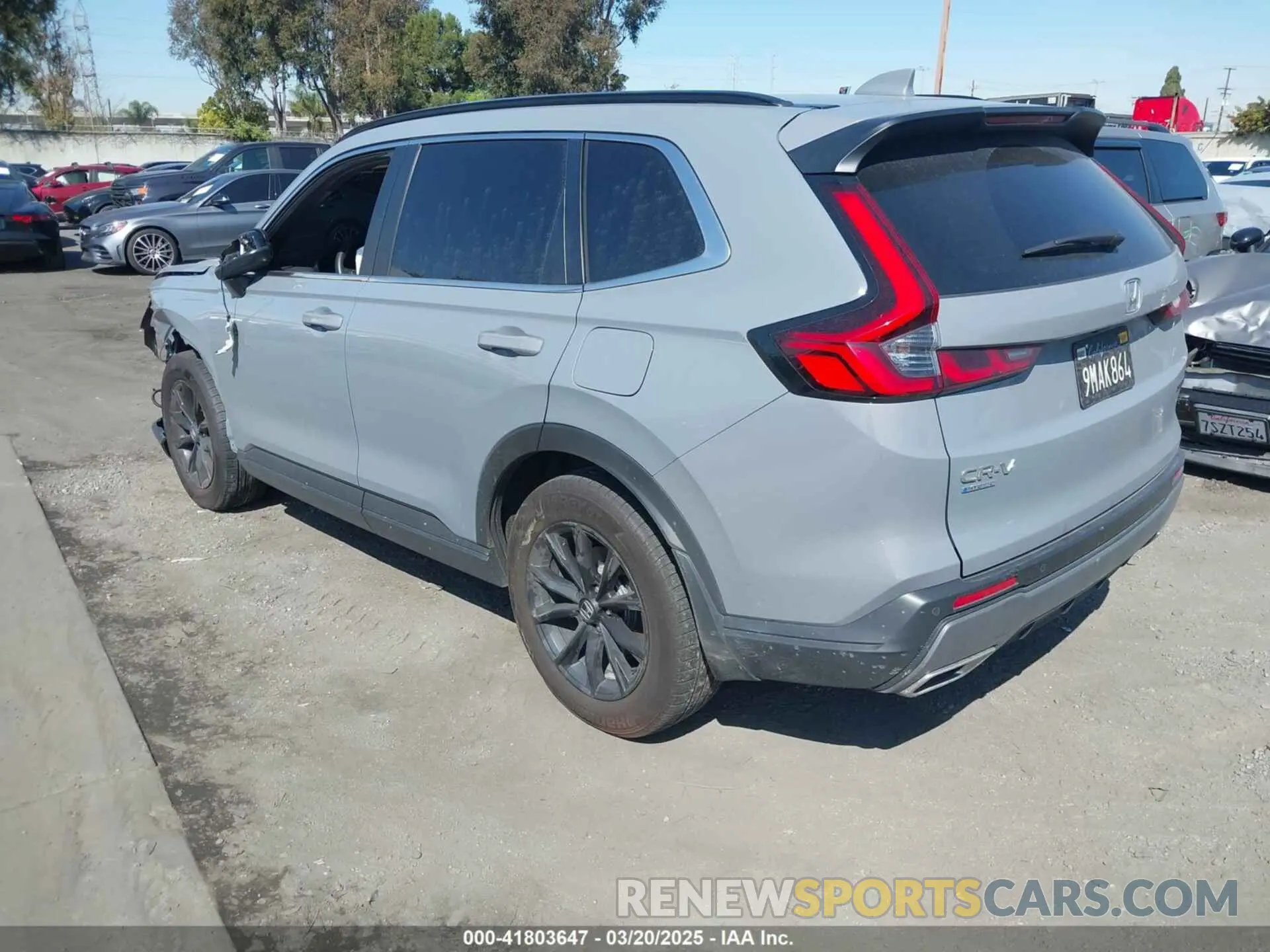 3 Photograph of a damaged car 7FARS5H88RE033663 HONDA CR-V 2024