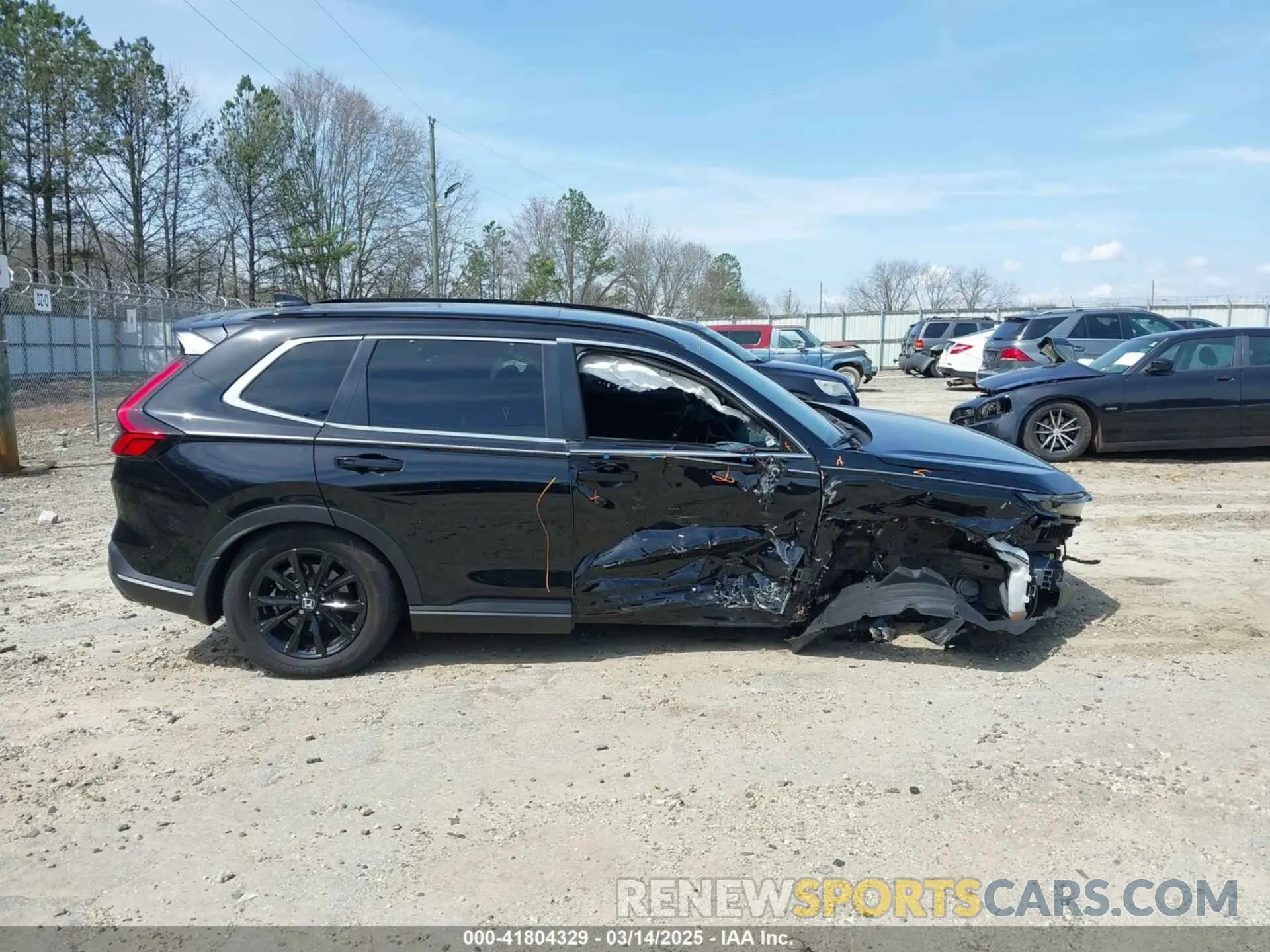 14 Photograph of a damaged car 7FARS5H89RE014782 HONDA CR-V 2024