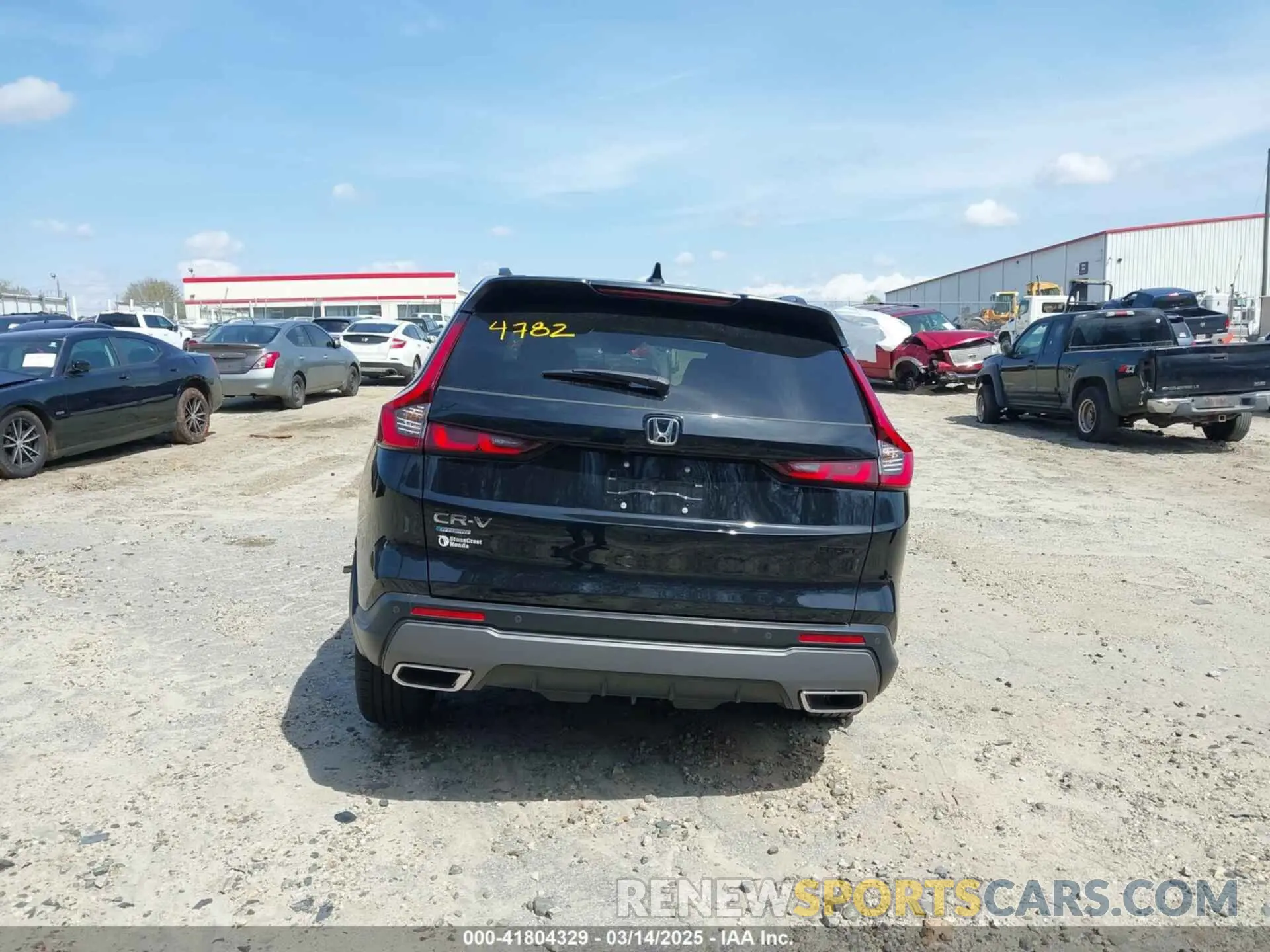 17 Photograph of a damaged car 7FARS5H89RE014782 HONDA CR-V 2024