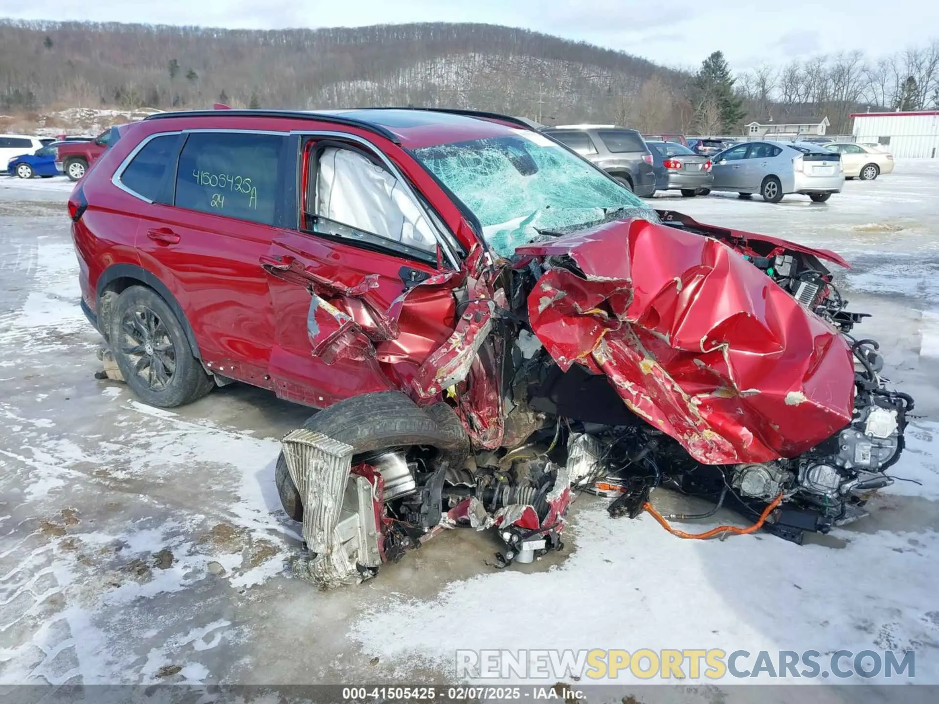 1 Photograph of a damaged car 7FARS6H50RE025004 HONDA CR-V 2024