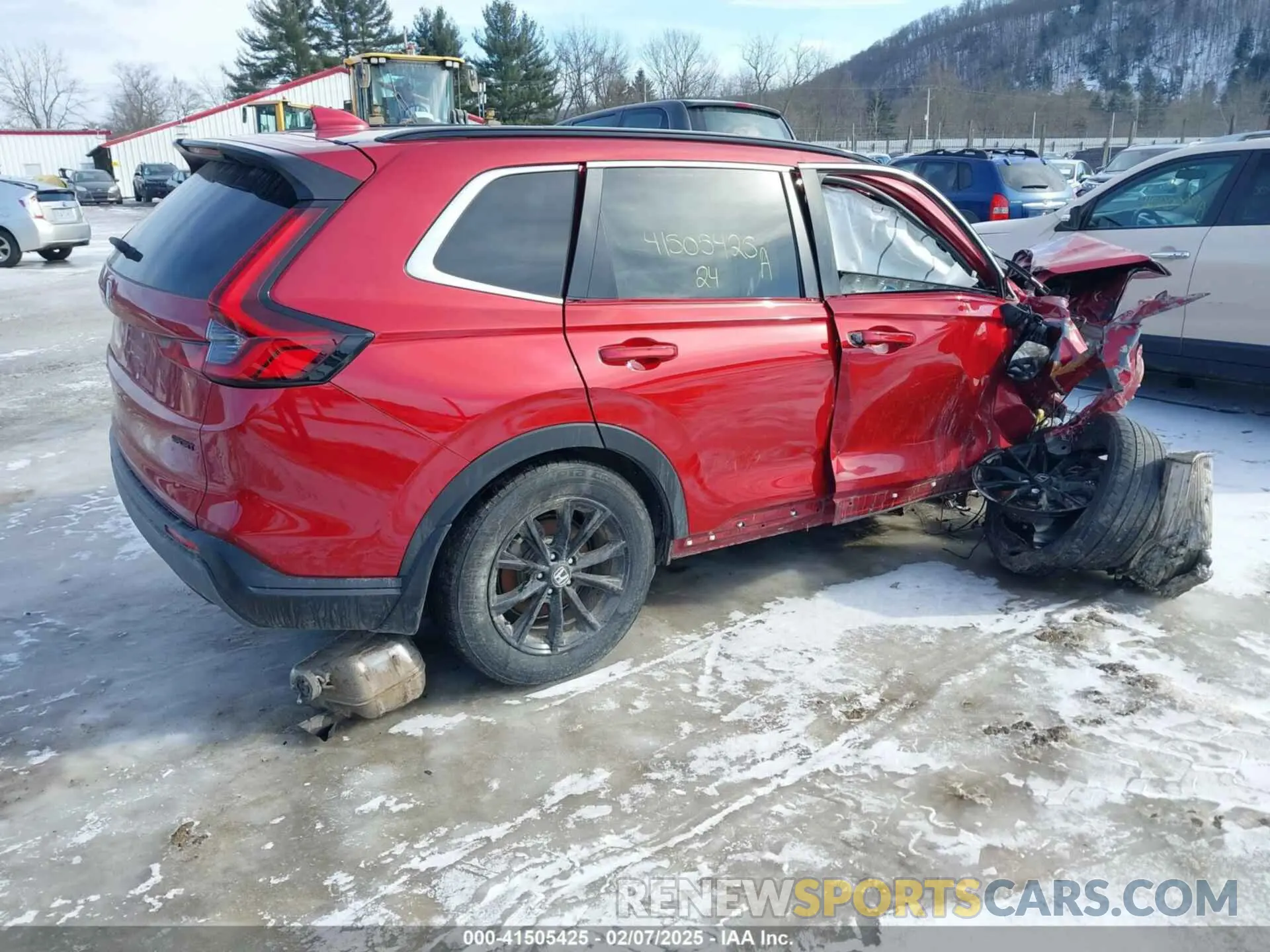 4 Photograph of a damaged car 7FARS6H50RE025004 HONDA CR-V 2024