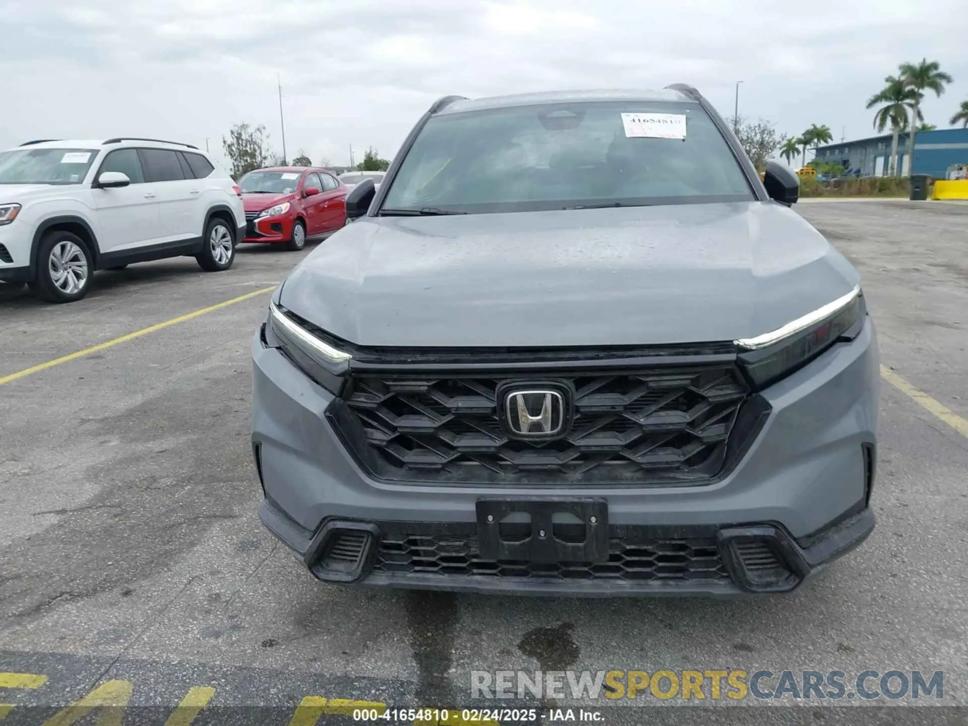 6 Photograph of a damaged car 7FARS6H55RE028464 HONDA CR-V 2024
