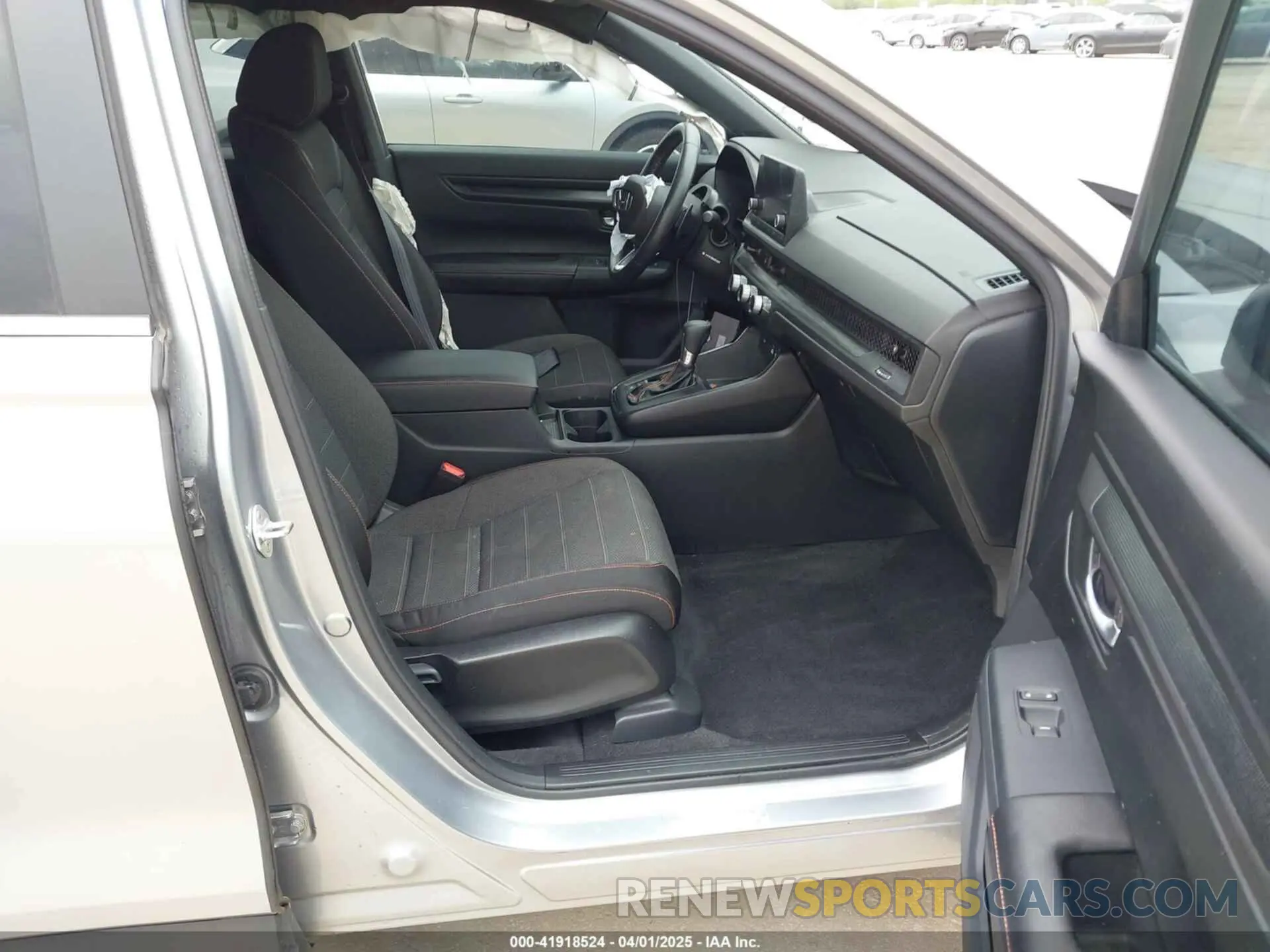 5 Photograph of a damaged car 7FARS6H5XRE016598 HONDA CR-V 2024