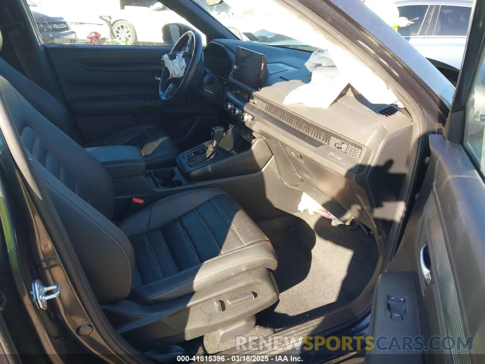 5 Photograph of a damaged car 7FARS6H80RE029936 HONDA CR-V 2024