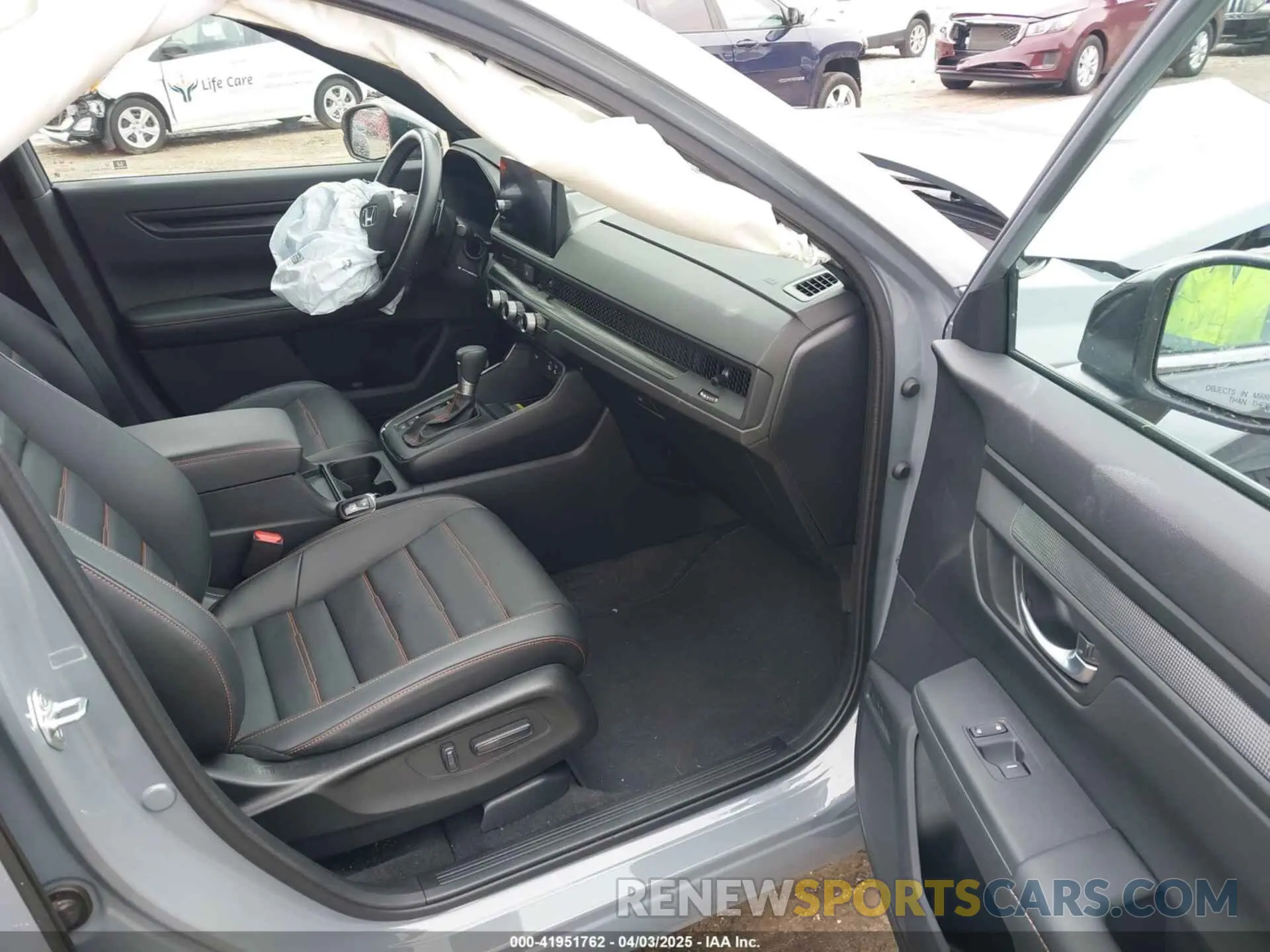 5 Photograph of a damaged car 7FARS6H84RE080503 HONDA CR-V 2024