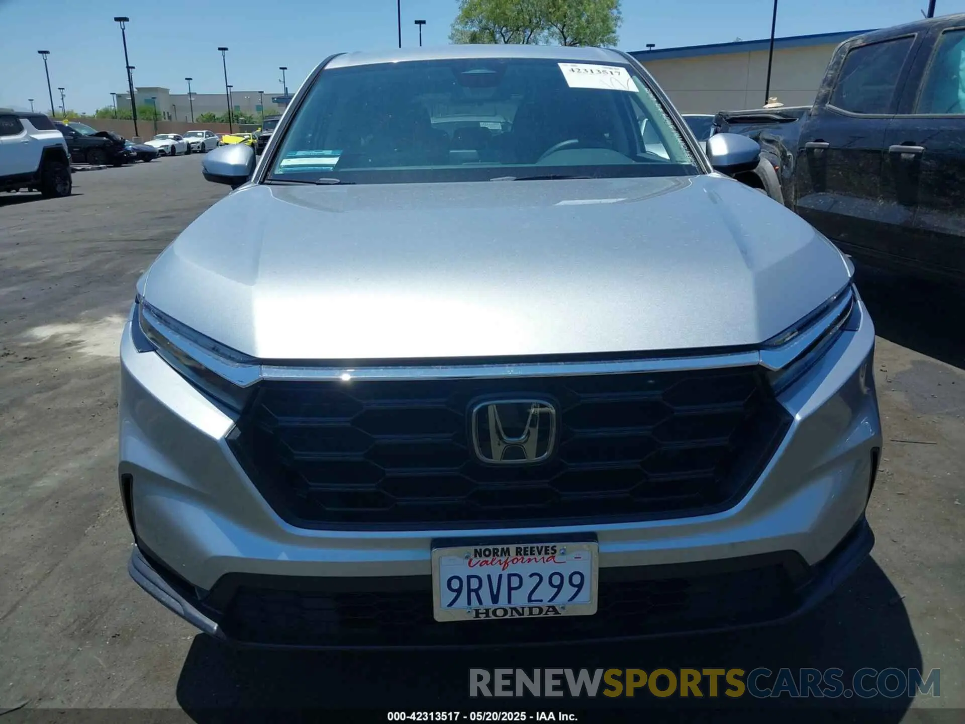 12 Photograph of a damaged car 2HKRS3H20SH324516 HONDA CR-V 2025