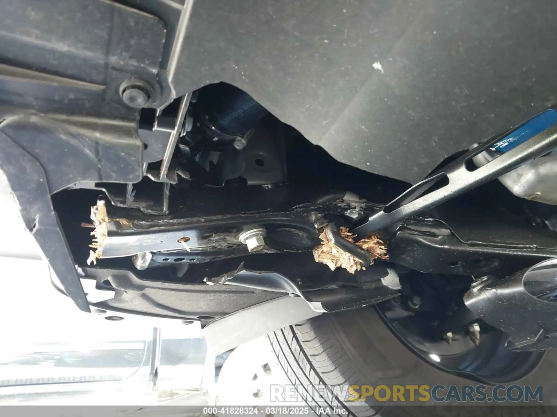18 Photograph of a damaged car 2HKRS3H22SH312609 HONDA CR-V 2025