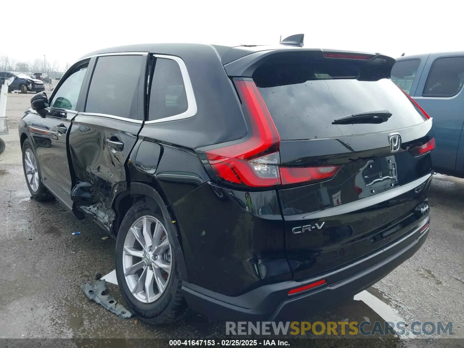 3 Photograph of a damaged car 2HKRS3H42SH309016 HONDA CR-V 2025