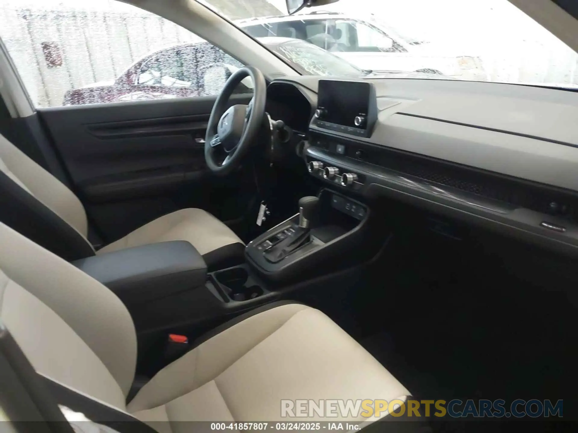 5 Photograph of a damaged car 2HKRS3H43SH310627 HONDA CR-V 2025