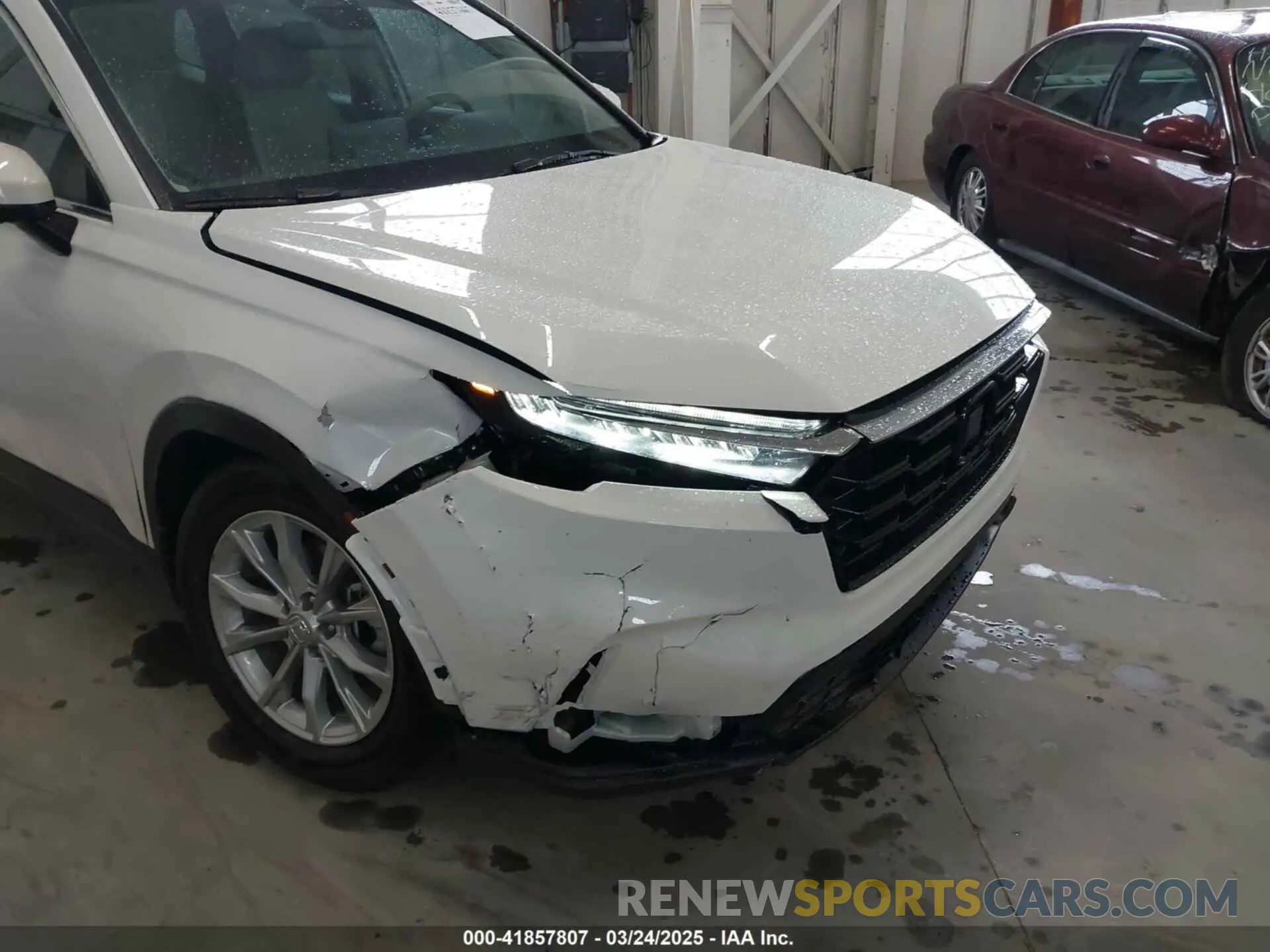 6 Photograph of a damaged car 2HKRS3H43SH310627 HONDA CR-V 2025