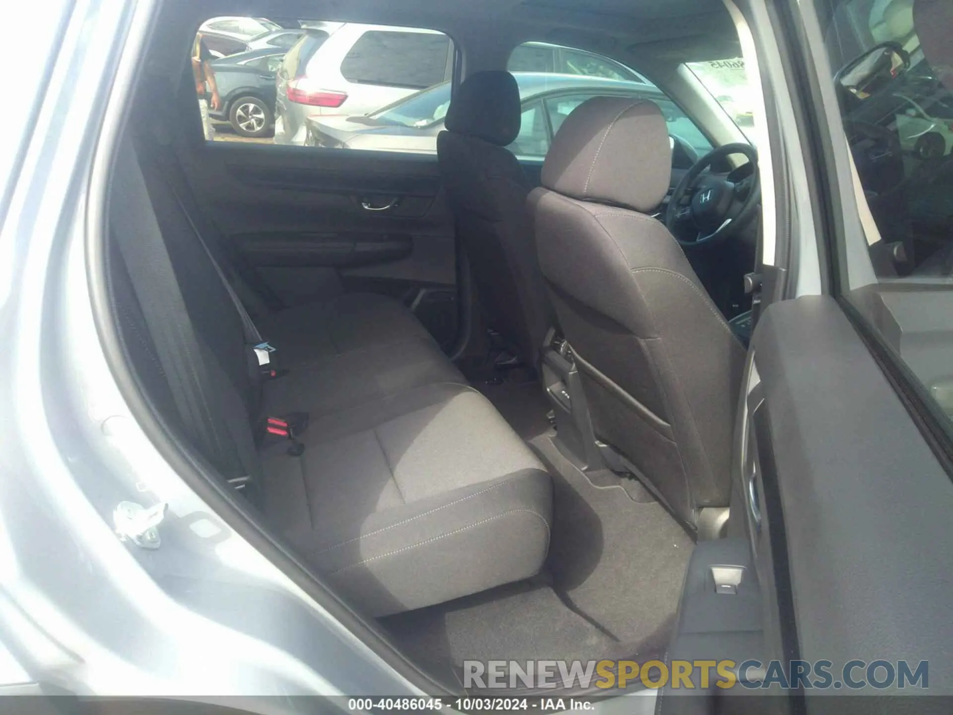 8 Photograph of a damaged car 2HKRS3H44SH305002 HONDA CR-V 2025