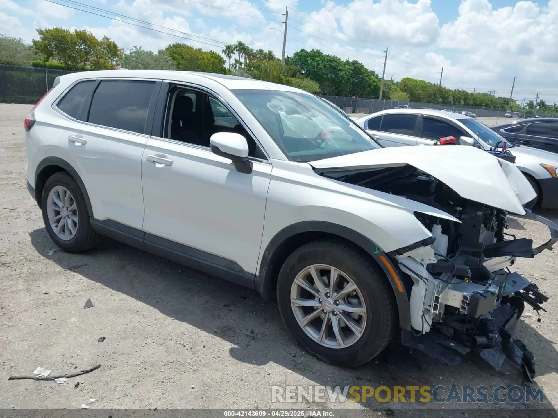 1 Photograph of a damaged car 2HKRS3H47SH319802 HONDA CR-V 2025